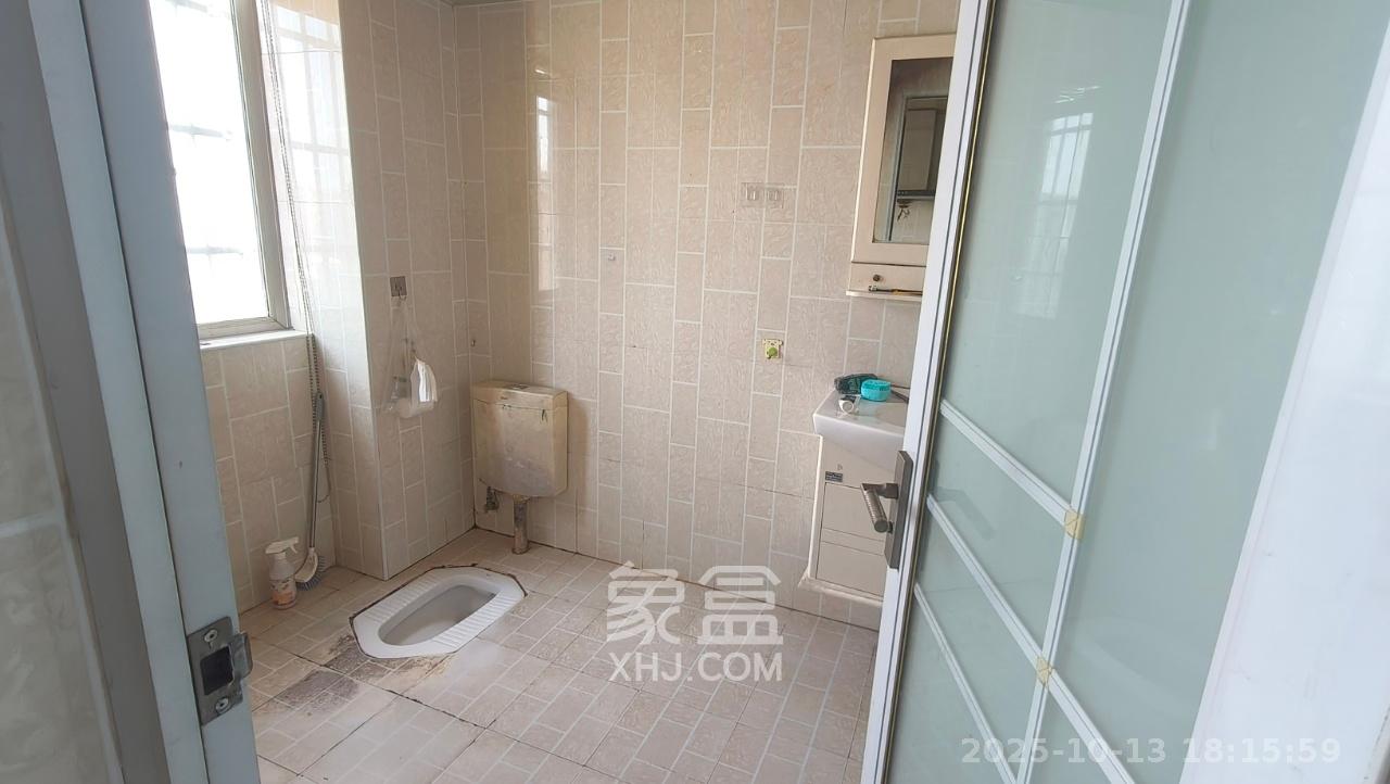 圣力华苑  2室2厅1卫    1500.0元/月室内图