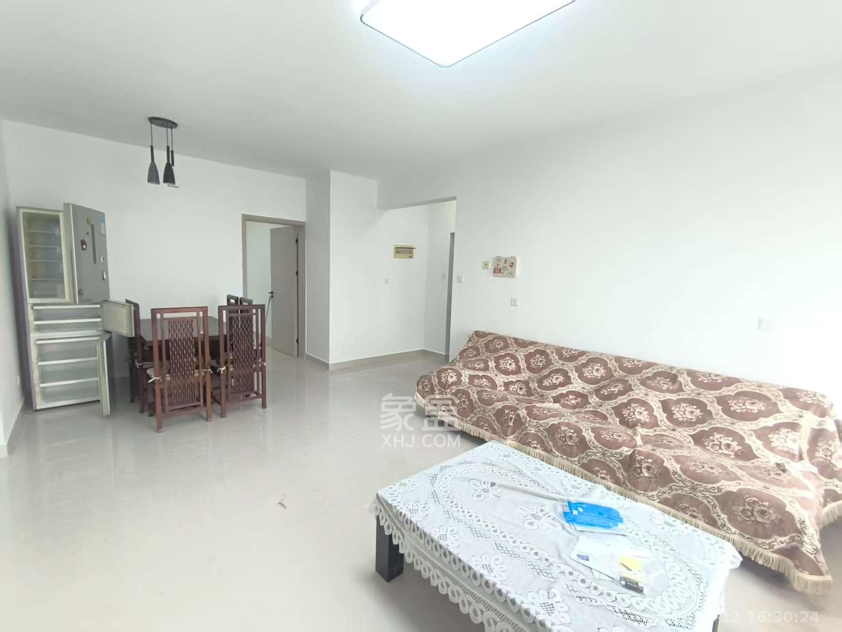 钱隆首府(福晟御园)  3室2厅1卫    3200.0元/月 钱隆首府(福晟御园)  3室2厅1卫    3200.0元/月室内图