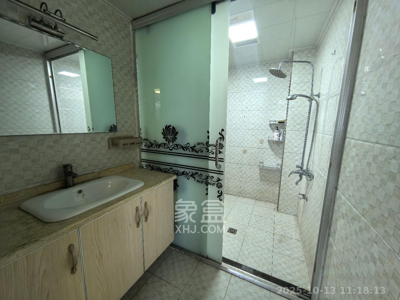 凯富漫城  2室2厅1卫    1400.0元/月室内图