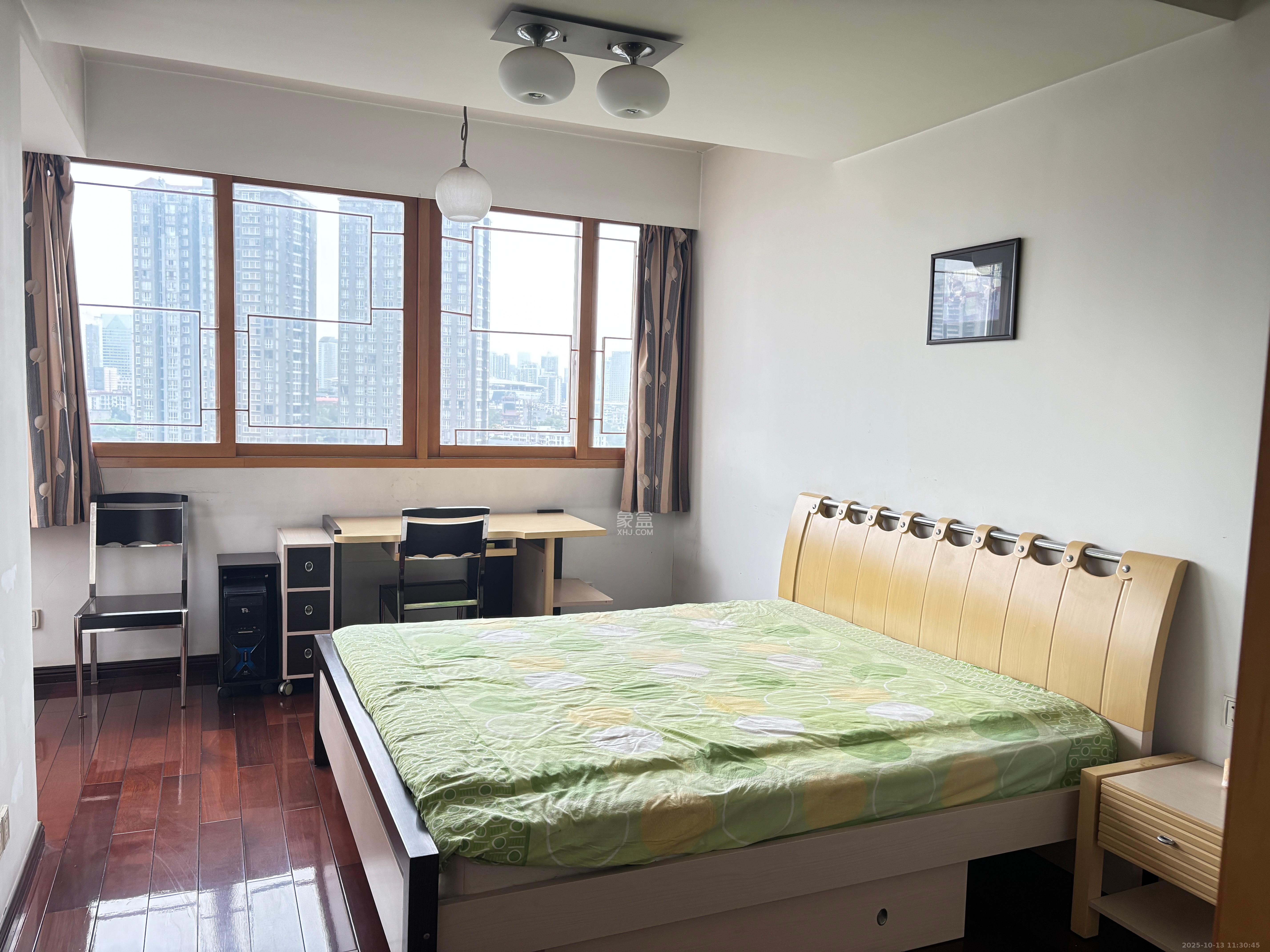 丰泉家园  4室2厅1卫    4800.0元/月 丰泉家园  4室2厅1卫    4800.0元/月室内图