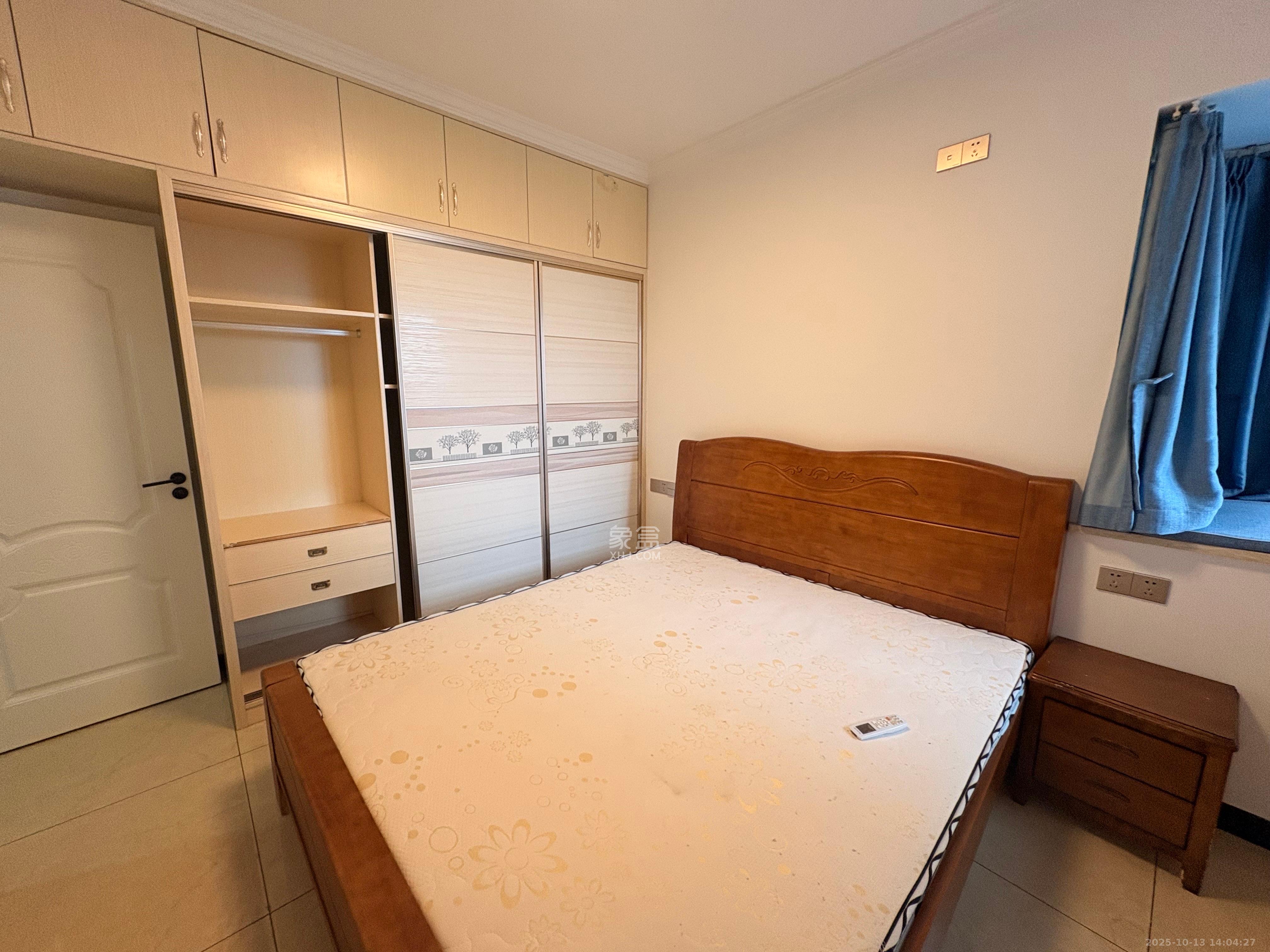 兴和佳苑安置小区 3室1厅1卫 2300.0元/月 兴和佳苑安置小区 3室1厅1卫 2300.0元/月室内图