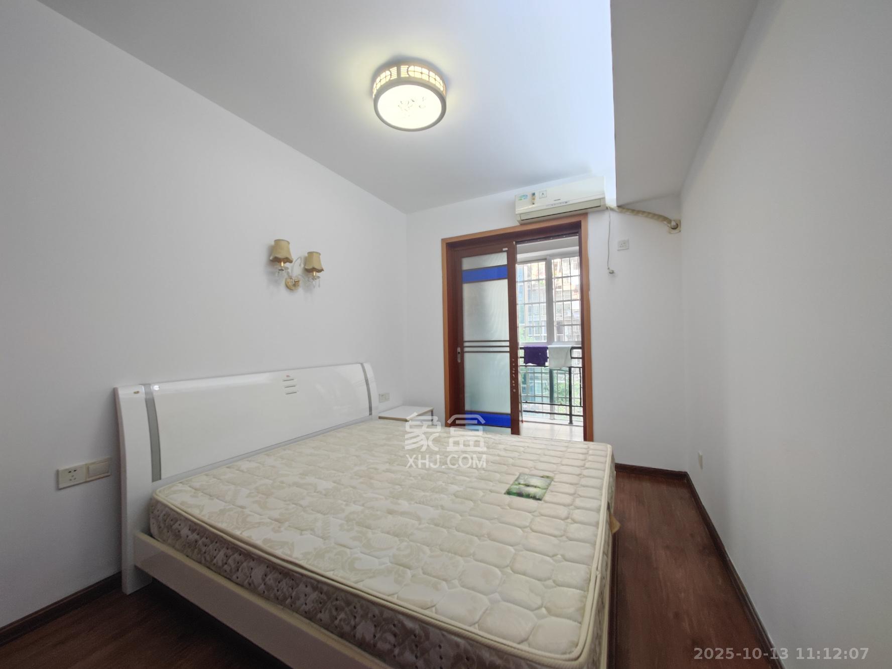 泰禹家园（彩云之翼家园一期、二期、三期）  4室2厅1卫    130.0万卧室