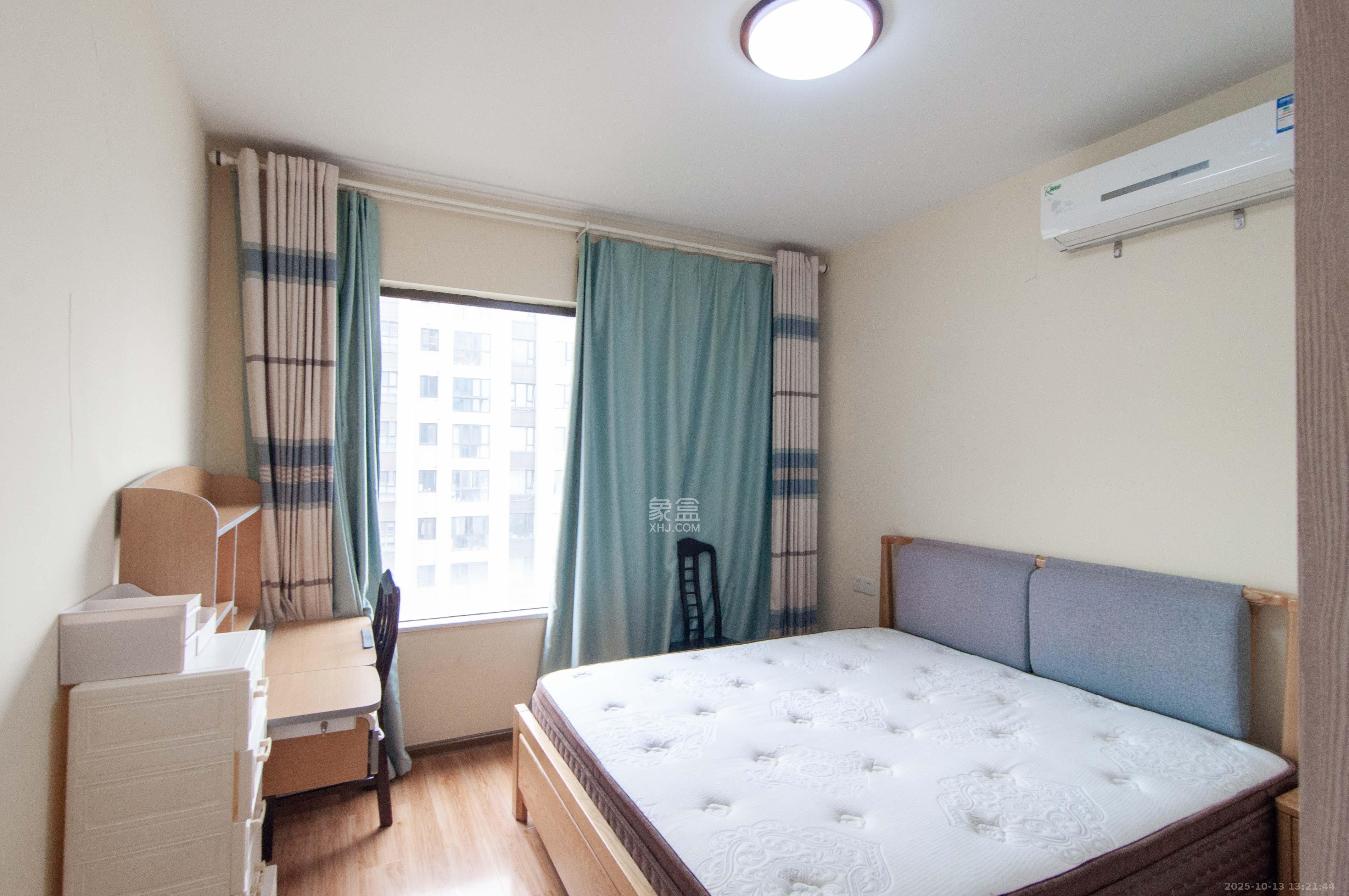 金茂梅溪湖  2室2厅1卫    128.0万其他