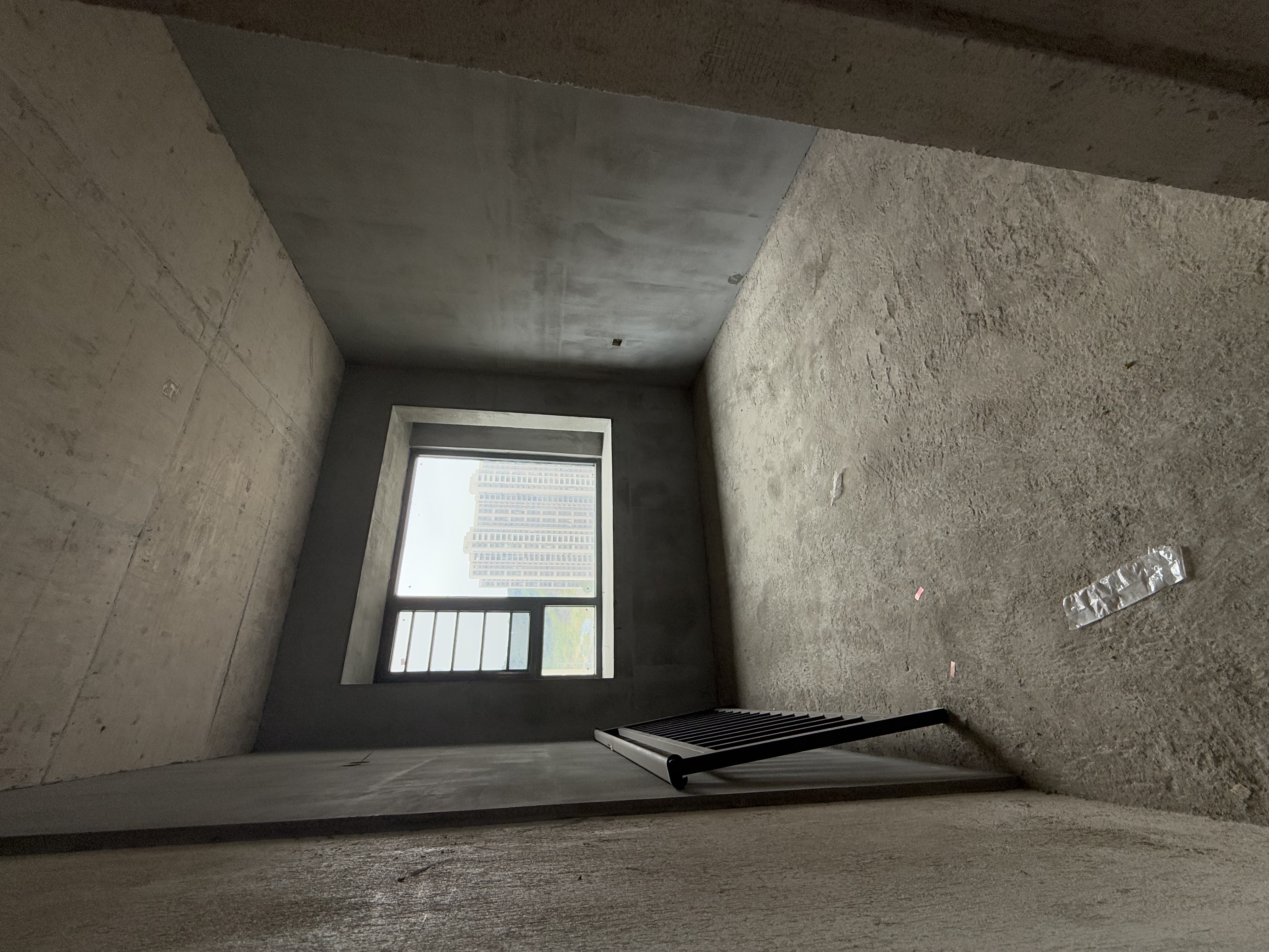 百弘学府城三期 5室2厅2卫 92.8万 百弘学府城三期 5室2厅2卫 92.8万客厅