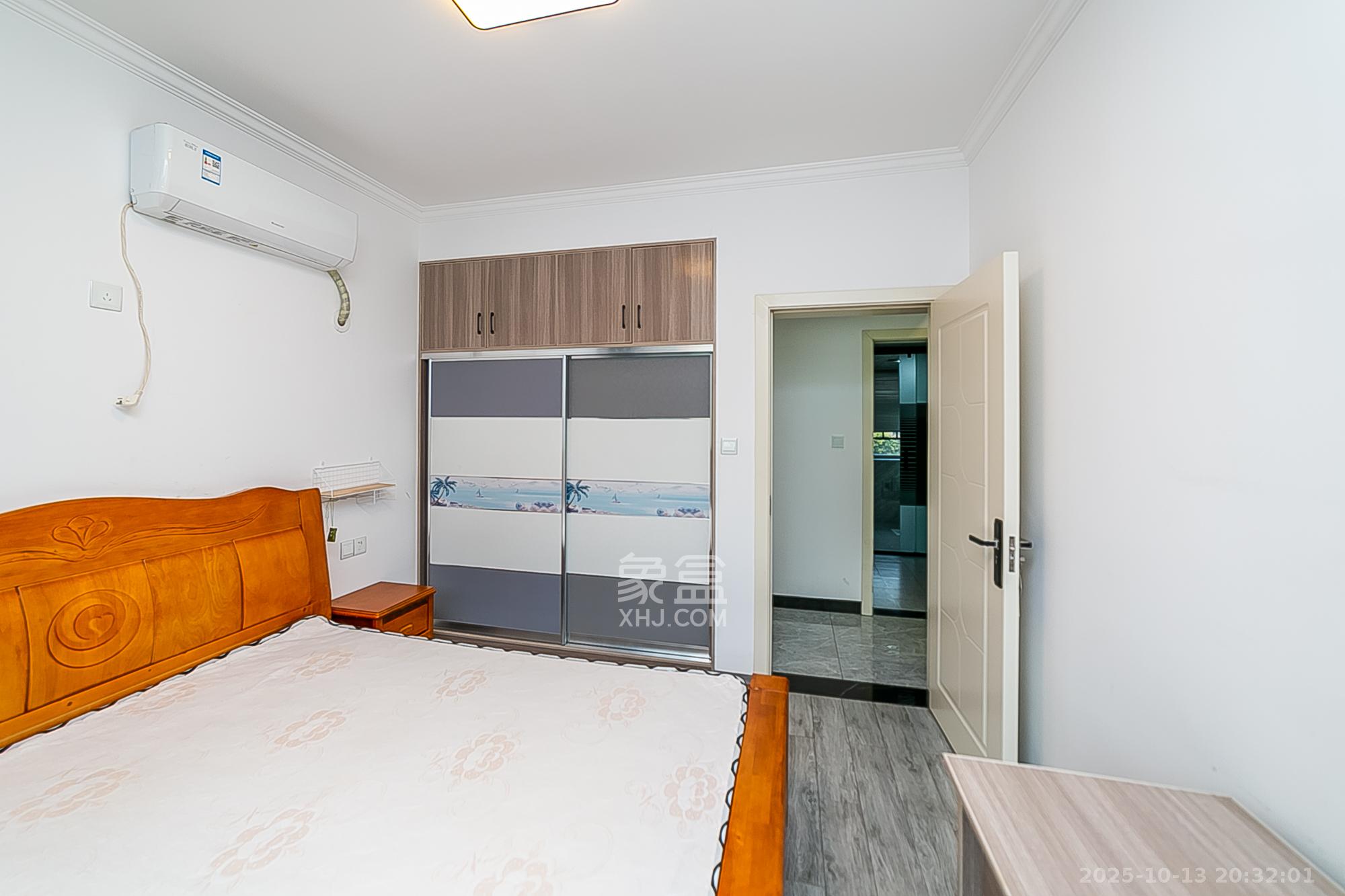 长盛岚庭  3室2厅1卫    95.8万卧室