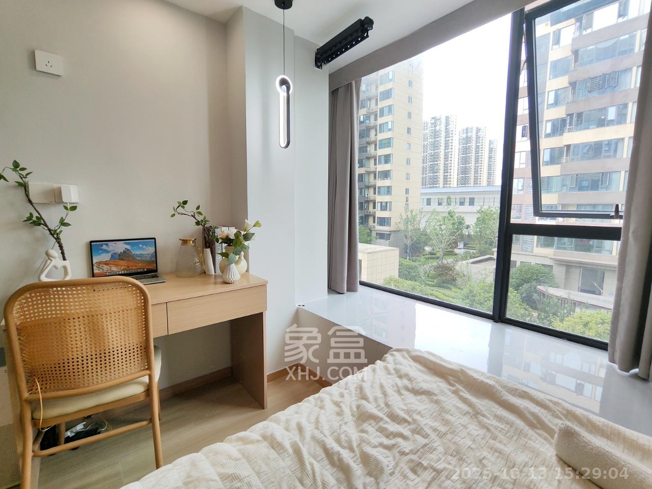 长房云公馆 1室1厅1卫 1350.0元/月 长房云公馆 1室1厅1卫 1350.0元/月室内图