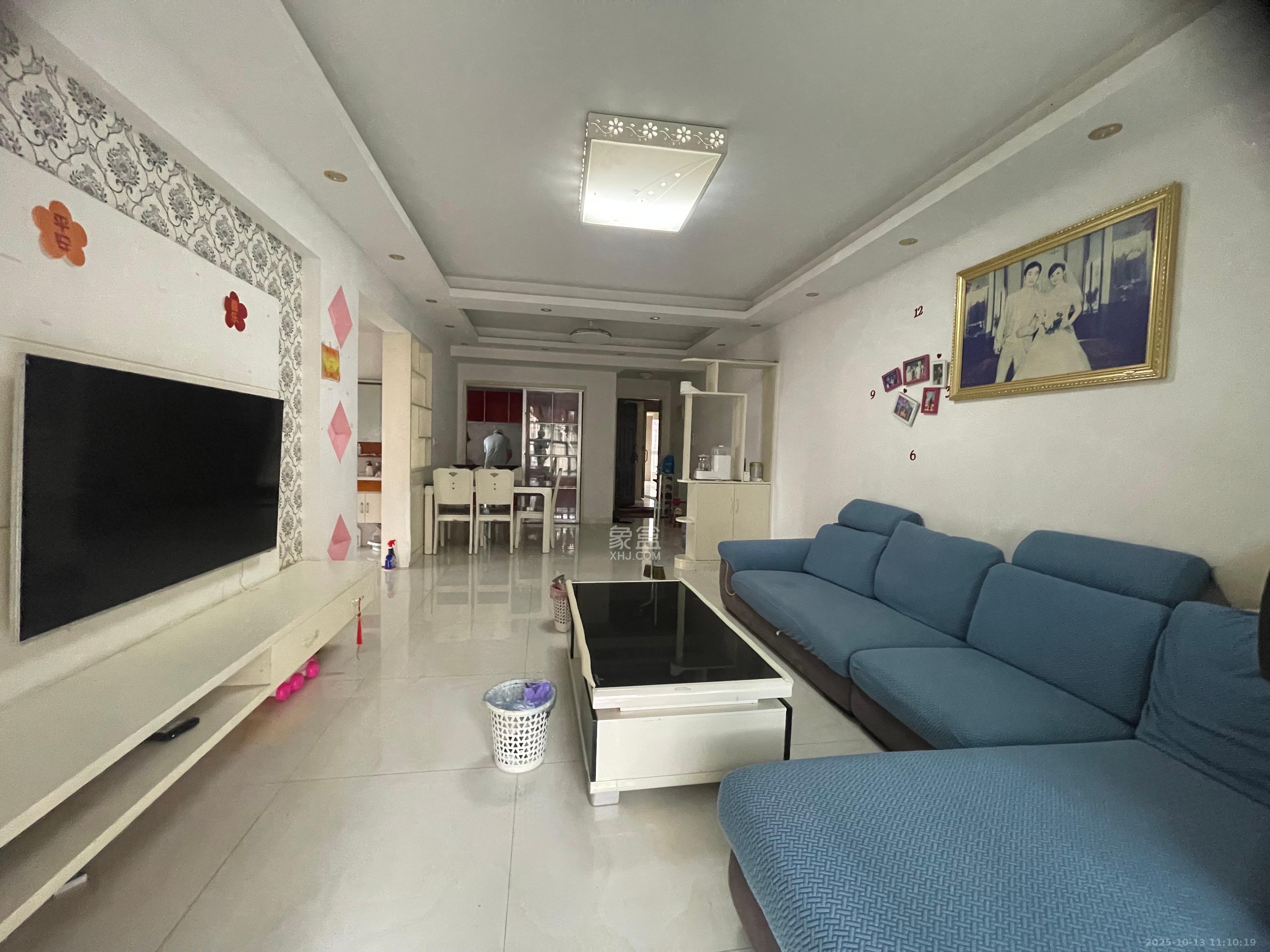 华润凤凰城三期 3室2厅1卫 2000.0元/月 华润凤凰城三期 3室2厅1卫 2000.0元/月室内图