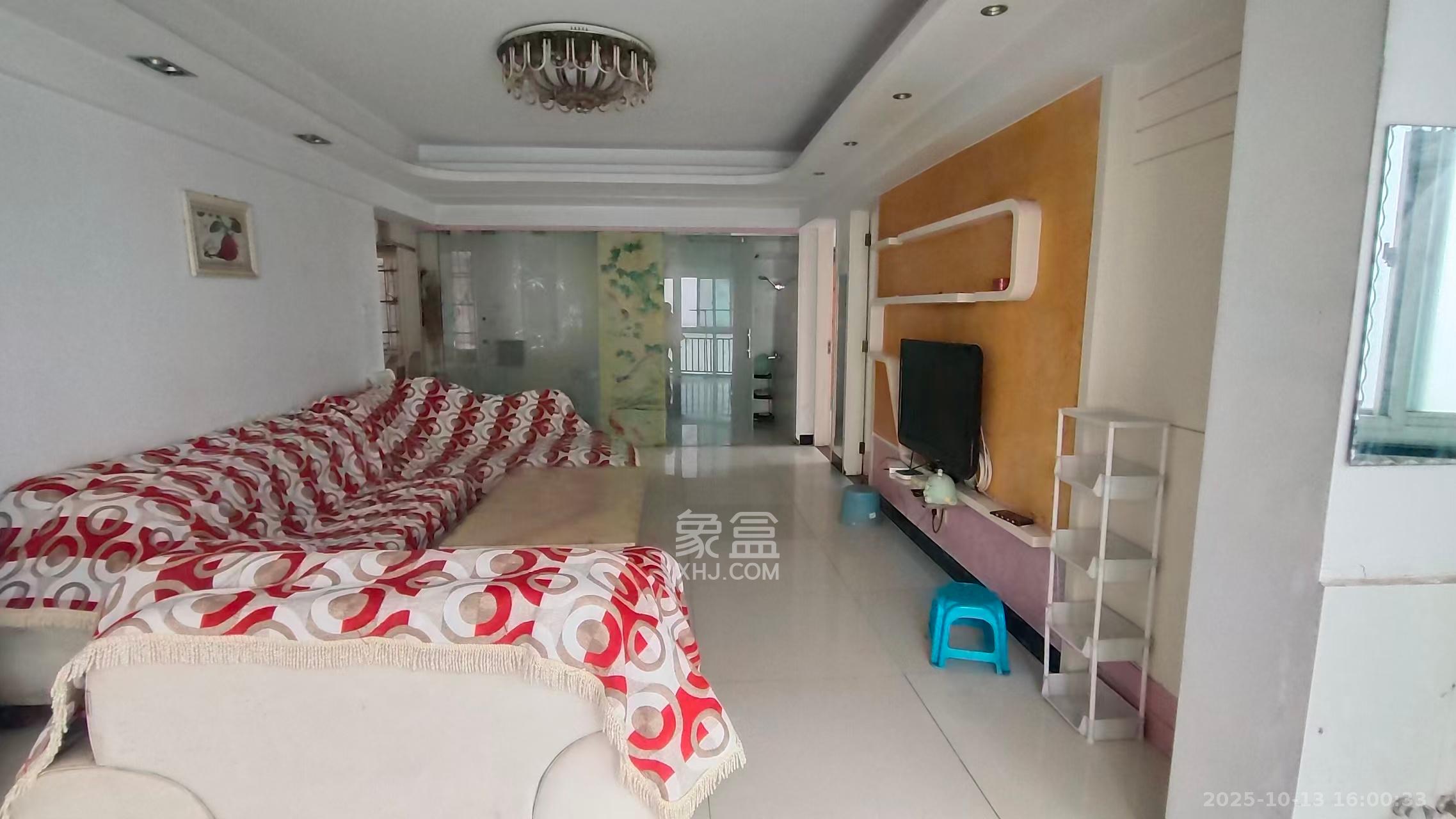 未来现代城  2室2厅1卫    1600.0元/月 未来现代城  2室2厅1卫    1600.0元/月