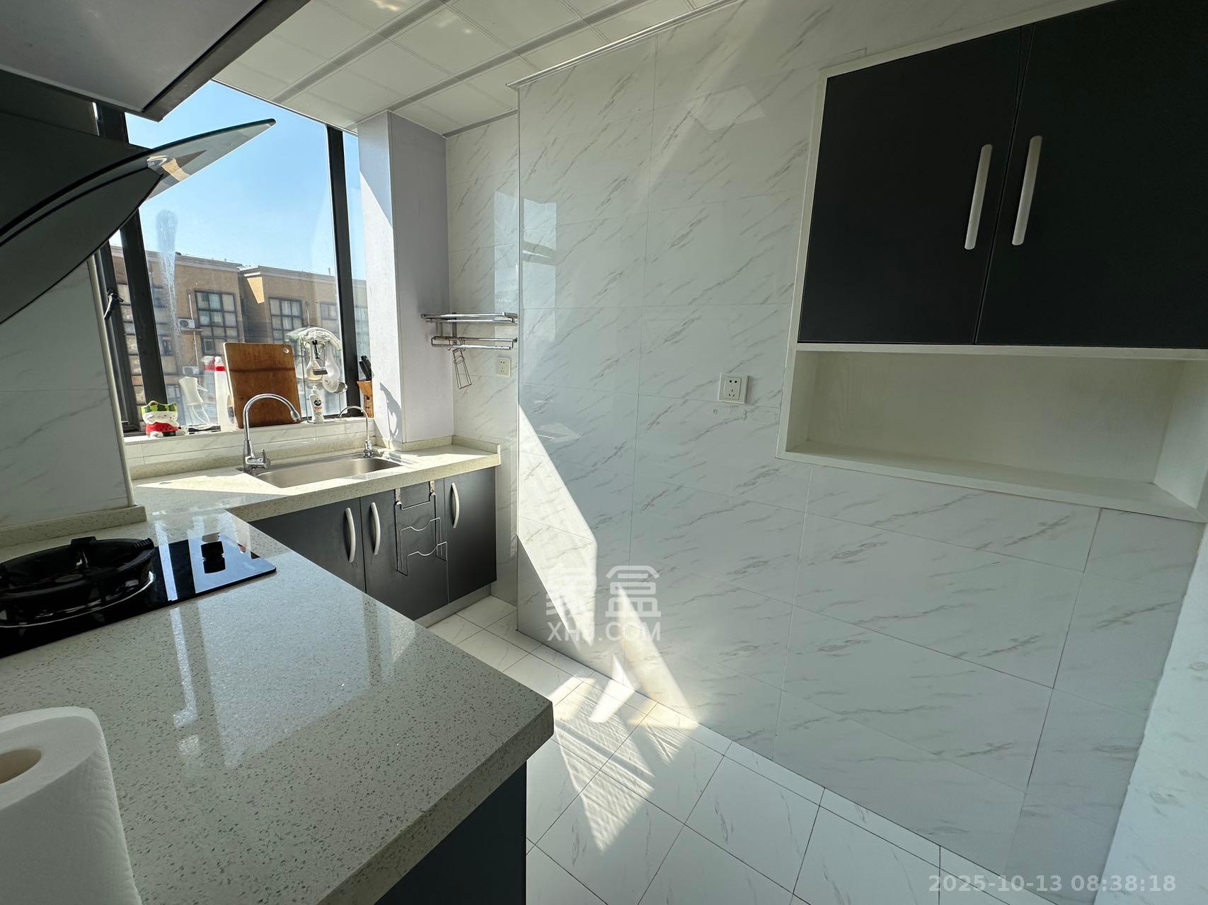 锦湘国际星城三期（锦绣苑）  2室2厅1卫    2400.0元/月室内图