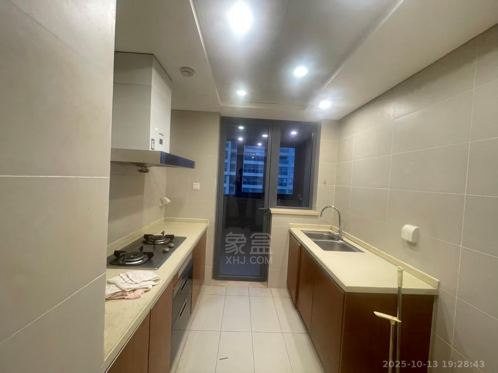 晋合湘水湾四期 3室2厅2卫 3000.0元/月 晋合湘水湾四期 3室2厅2卫 3000.0元/月室内图