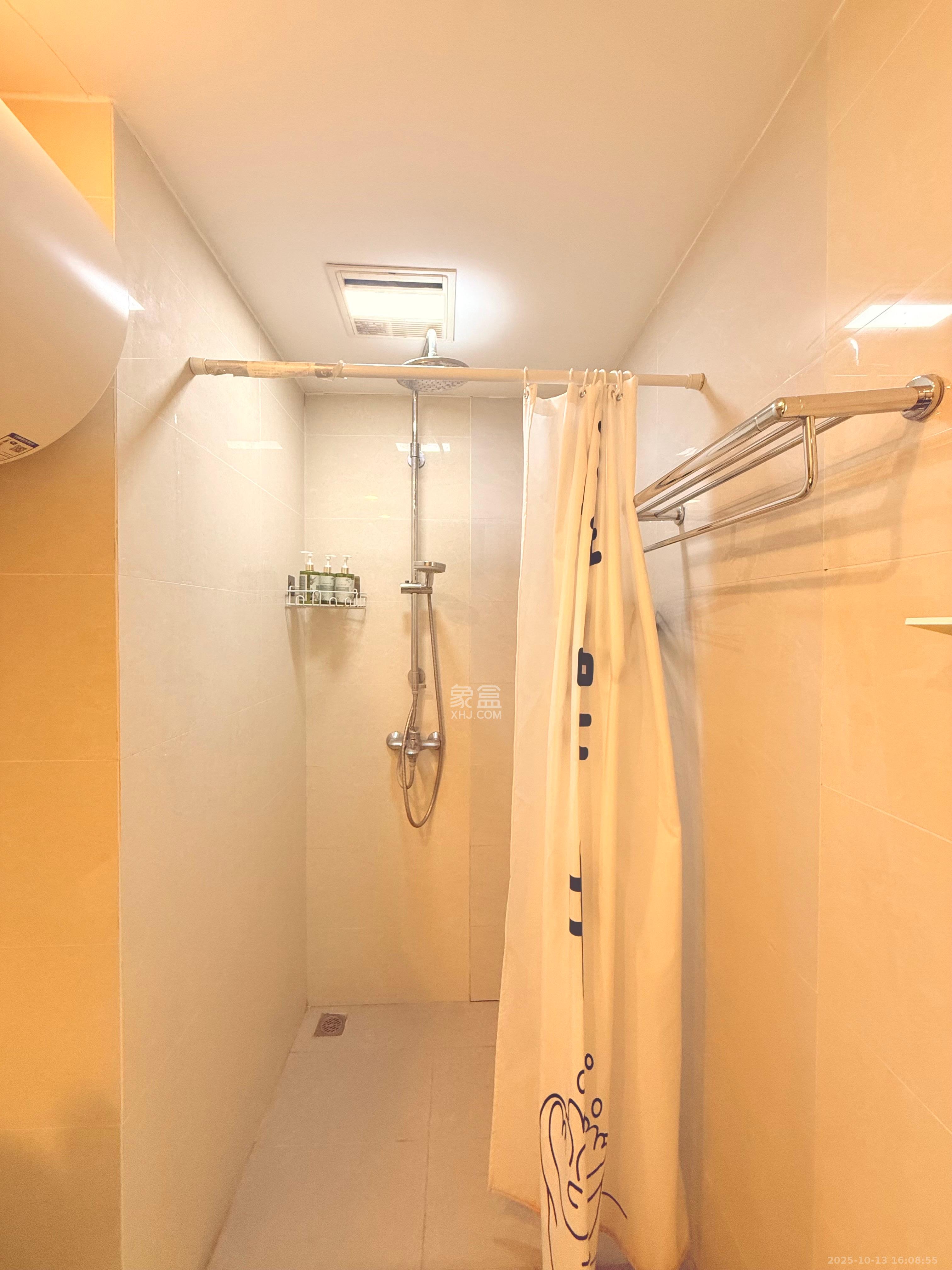 阳光城檀悦  1室1厅1卫    2600.0元/月室内图