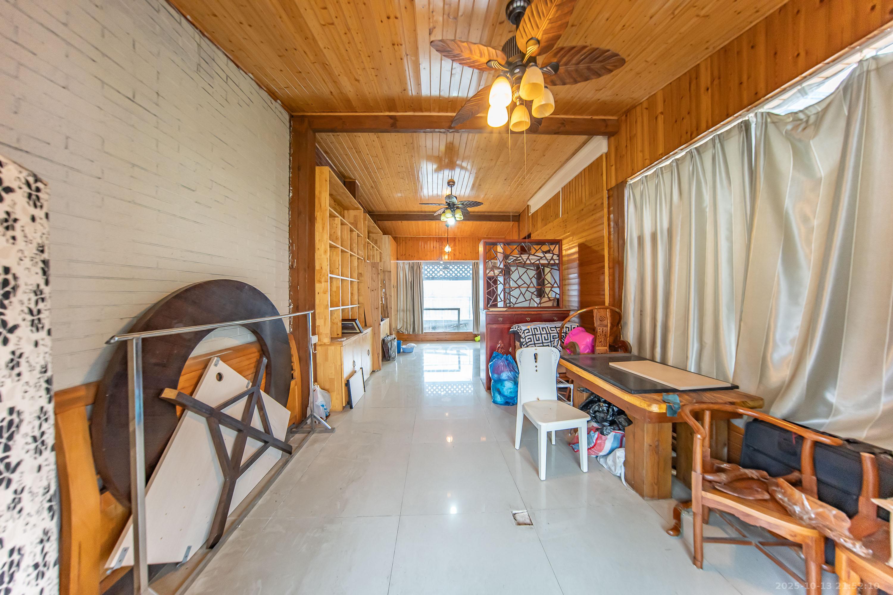 米兰春天 4室2厅1卫 90.0万 米兰春天 4室2厅1卫 90.0万其他