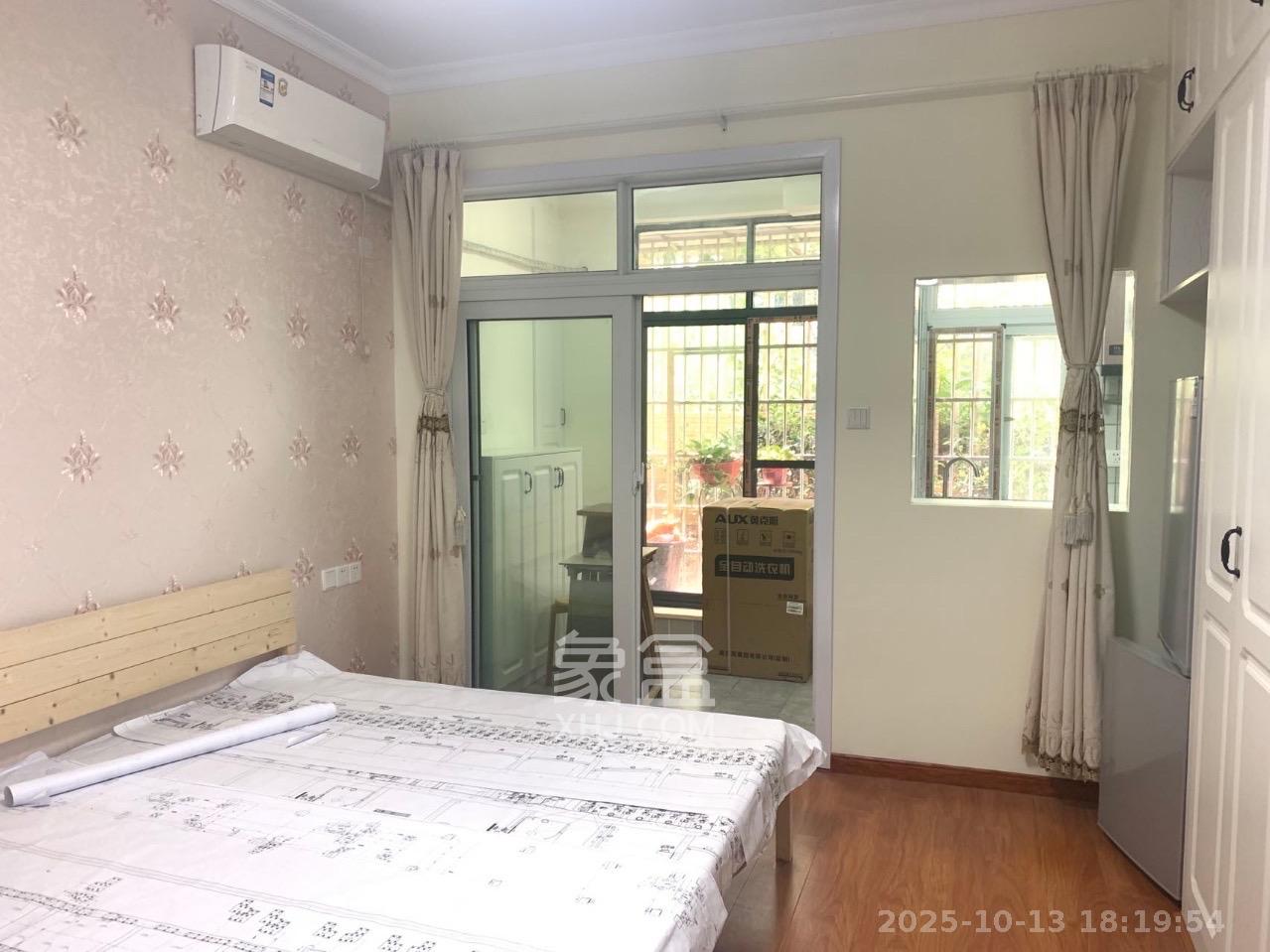 丰园城(鄱阳小区二期) 1室1厅1卫 1100.0元/月 丰园城(鄱阳小区二期) 1室1厅1卫 1100.0元/月室内图