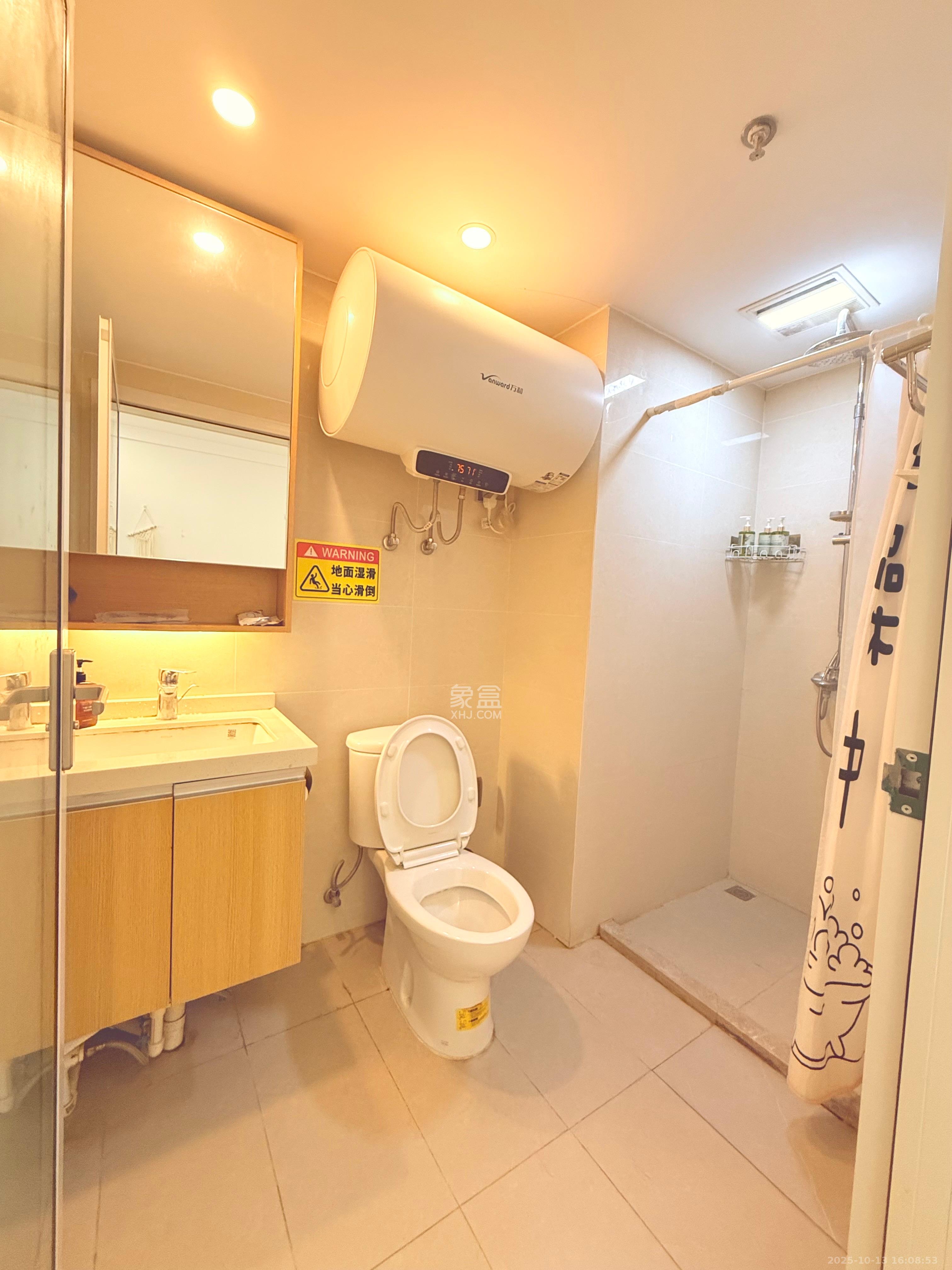 阳光城檀悦  1室1厅1卫    2600.0元/月室内图