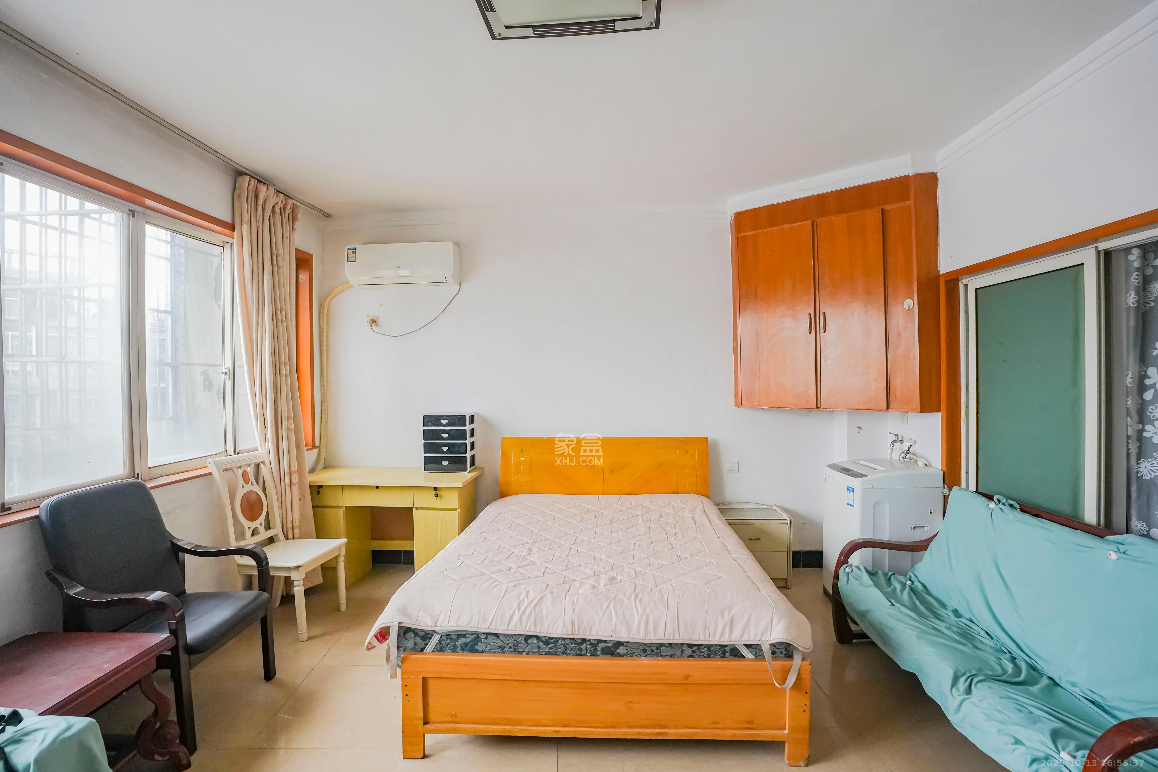 四季美景一、二期  1室1厅1卫    20.0万 四季美景一、二期  1室1厅1卫    20.0万