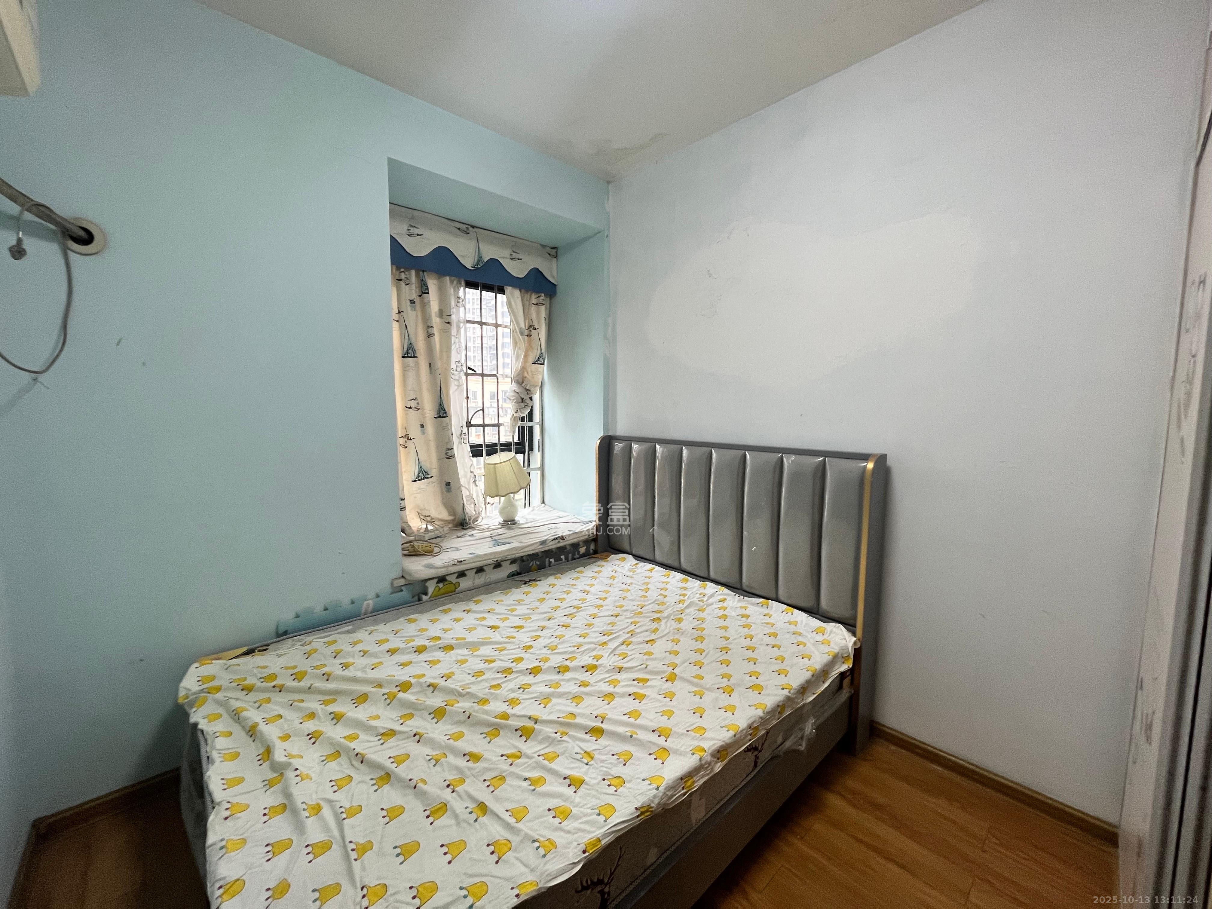 保利麓谷林语B区  3室2厅1卫    2300.0元/月 保利麓谷林语B区  3室2厅1卫    2300.0元/月室内图