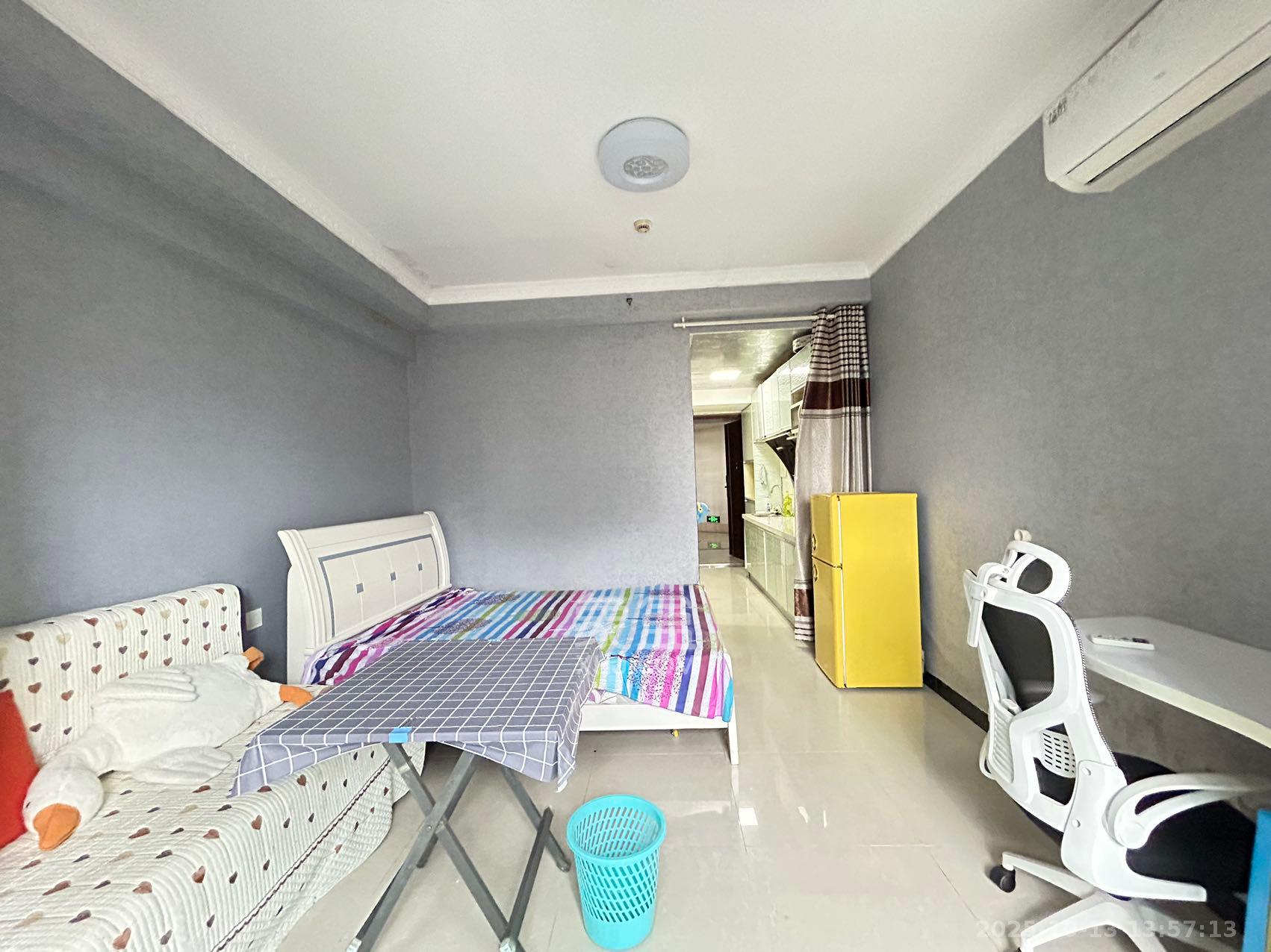 达美D6区  1室1厅1卫    1550.0元/月 达美D6区  1室1厅1卫    1550.0元/月室内图1