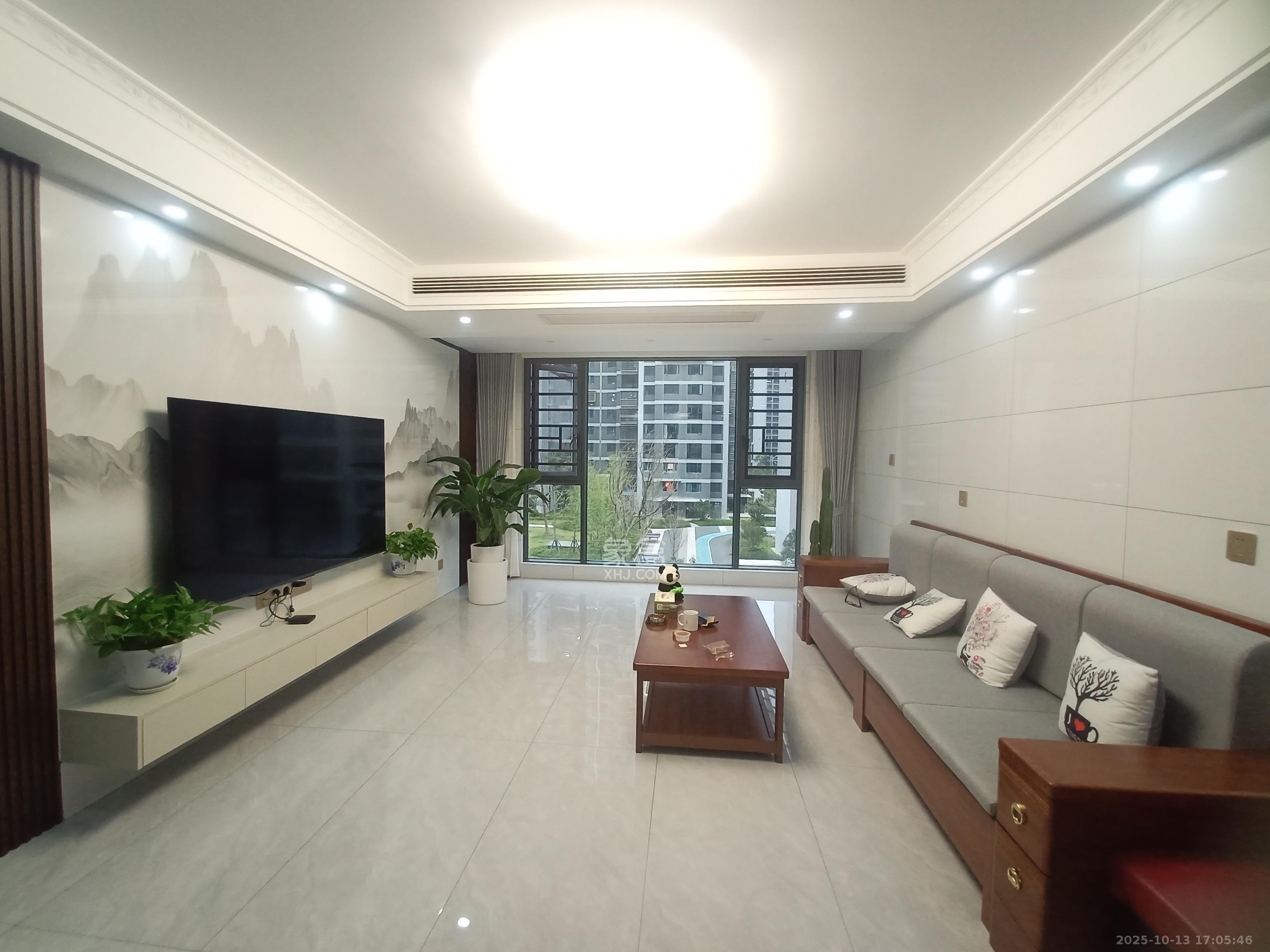 谷山景苑  3室2厅2卫    2800.0元/月