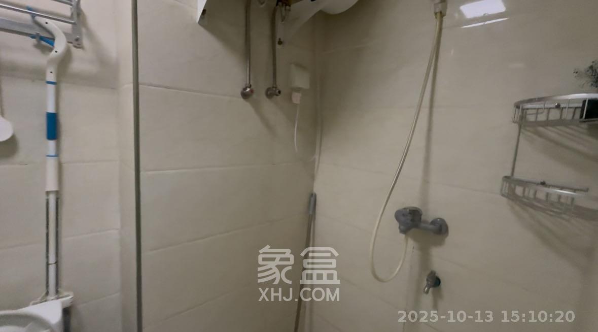 喜盈门范城  1室1厅1卫    1500.0元/月室内图