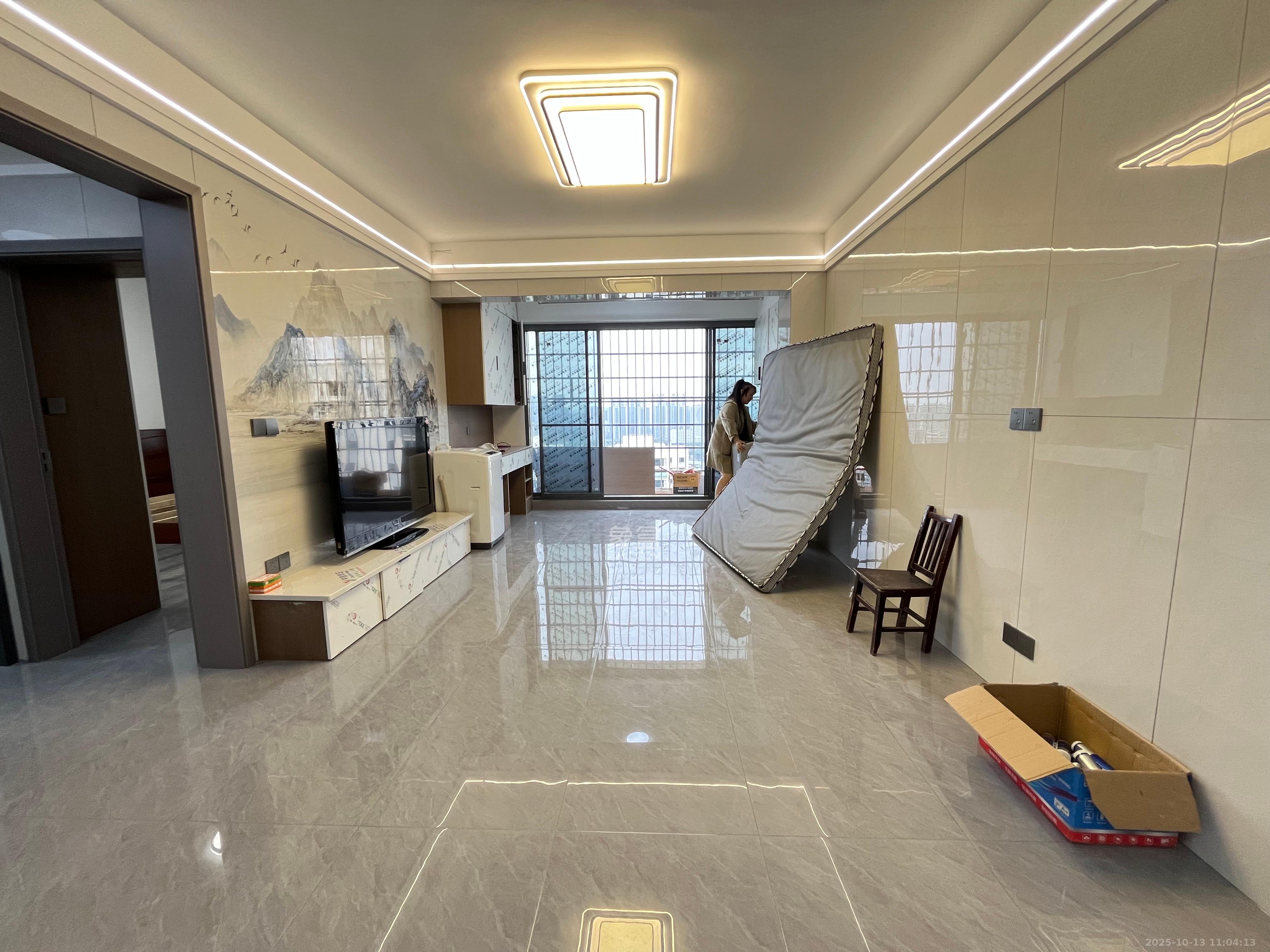 和景家园二期 2室2厅1卫 1900.0元/月 和景家园二期 2室2厅1卫 1900.0元/月室内图