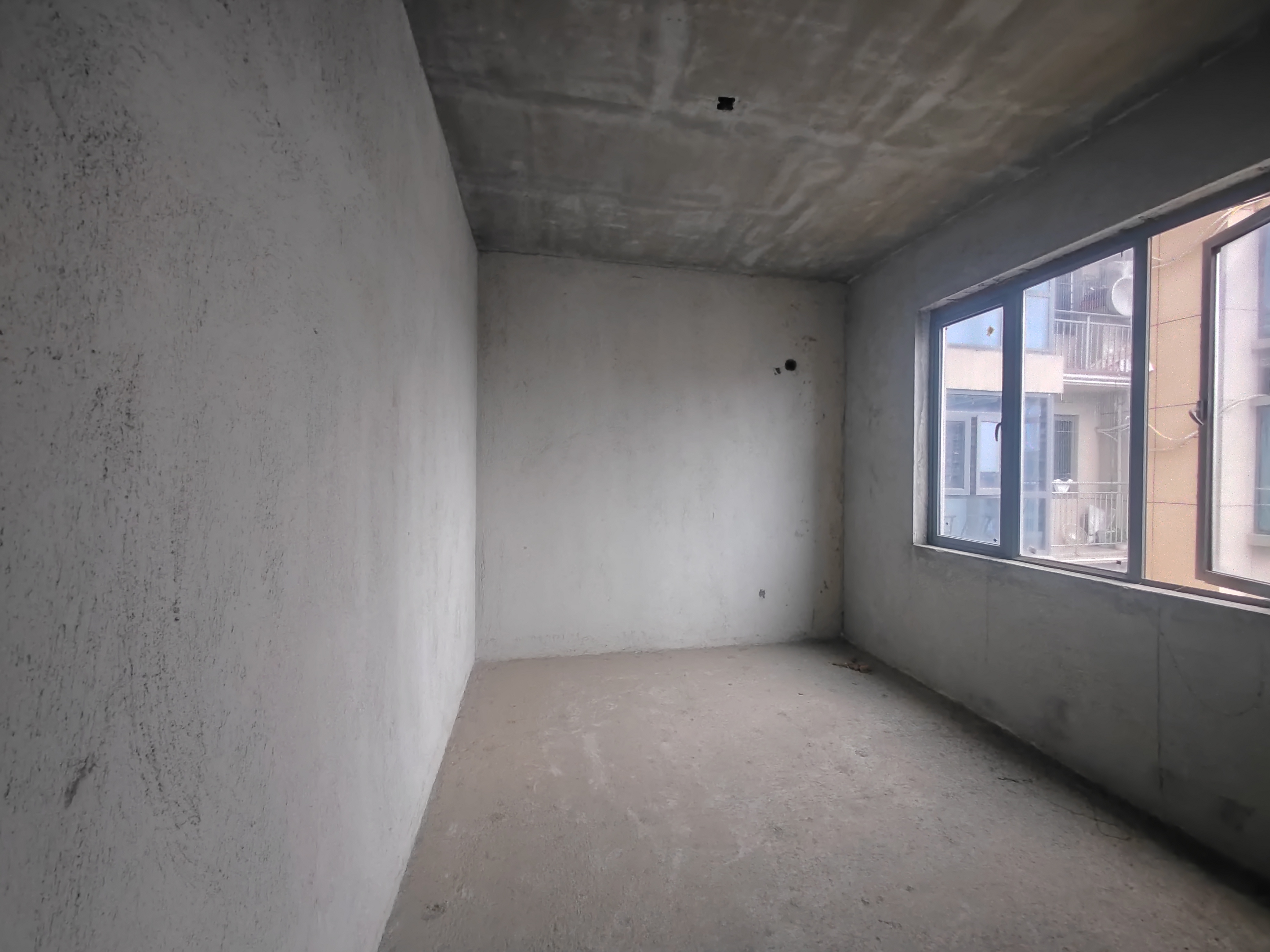 大同沁园 1室0厅0卫 65.8万 大同沁园 1室0厅0卫 65.8万客厅