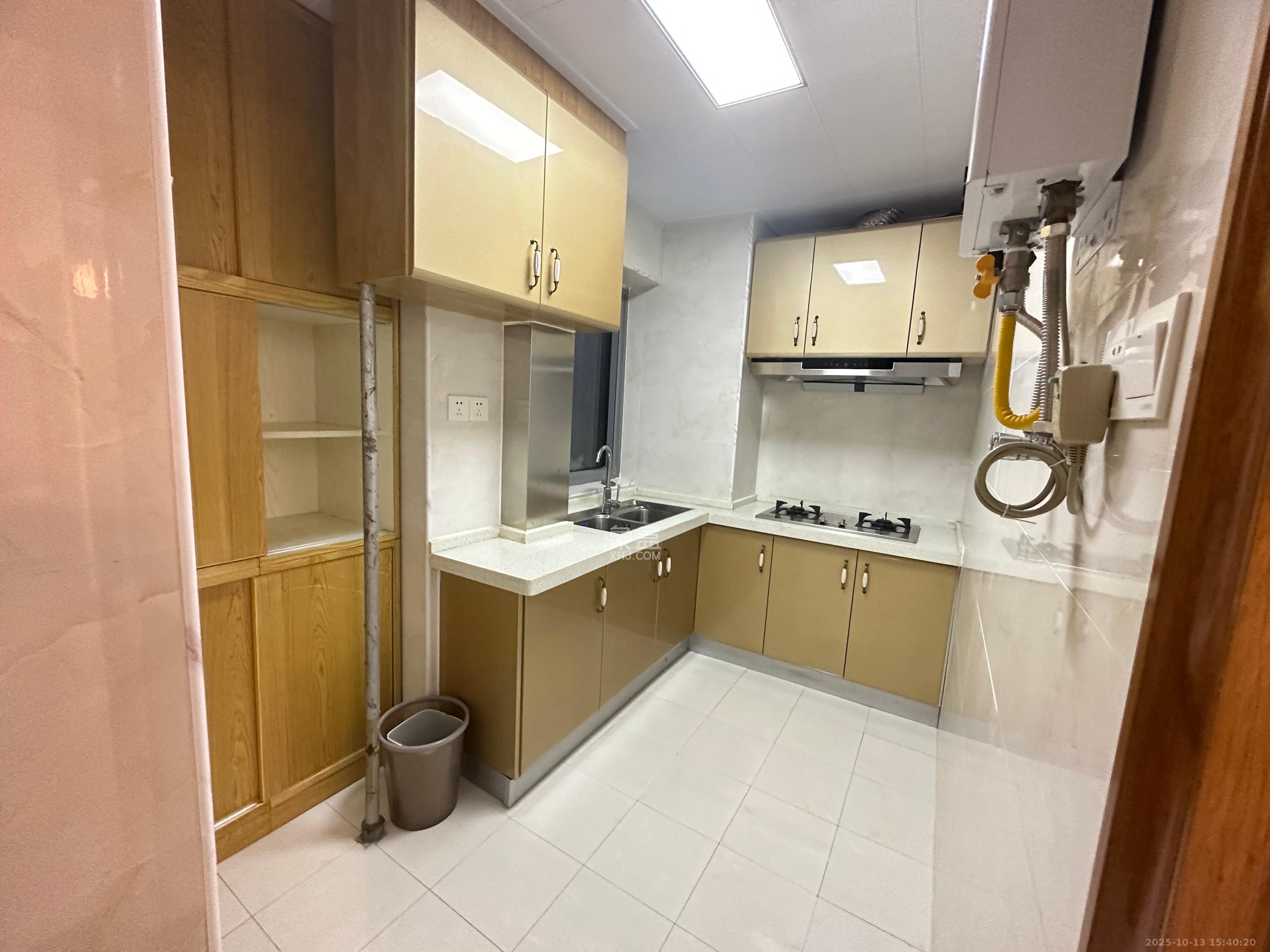 保利国际广场 1室1厅1卫 3500.0元/月 保利国际广场 1室1厅1卫 3500.0元/月室内图