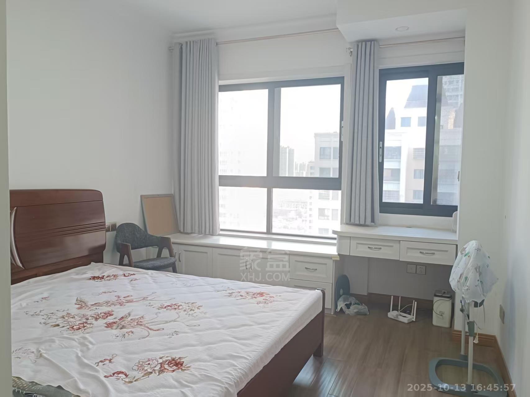 西郡佳园 4室2厅2卫 1900.0元/月 西郡佳园 4室2厅2卫 1900.0元/月室内图