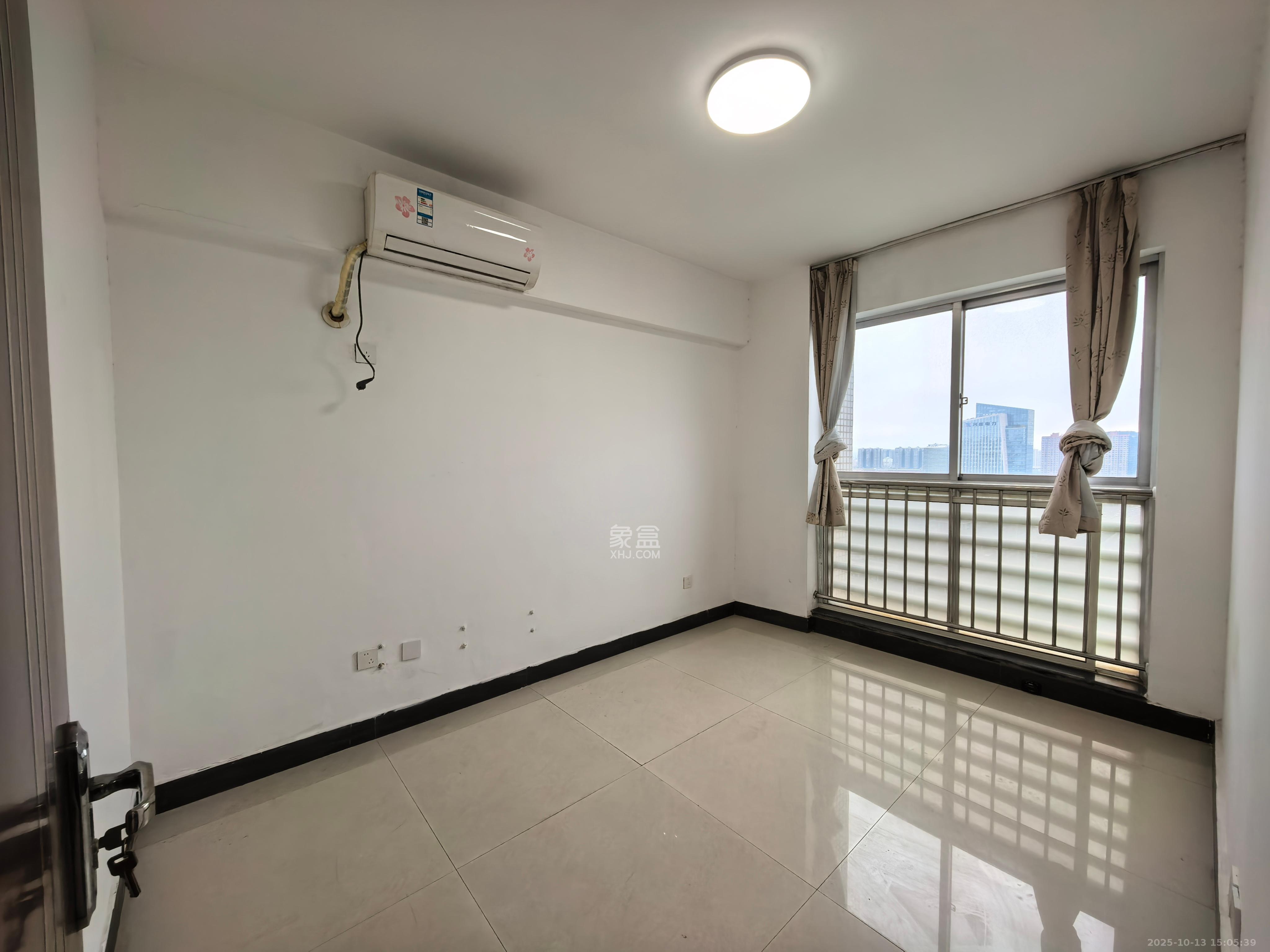 华菱新城地标 2室2厅1卫 1600.0元/月 华菱新城地标 2室2厅1卫 1600.0元/月室内图