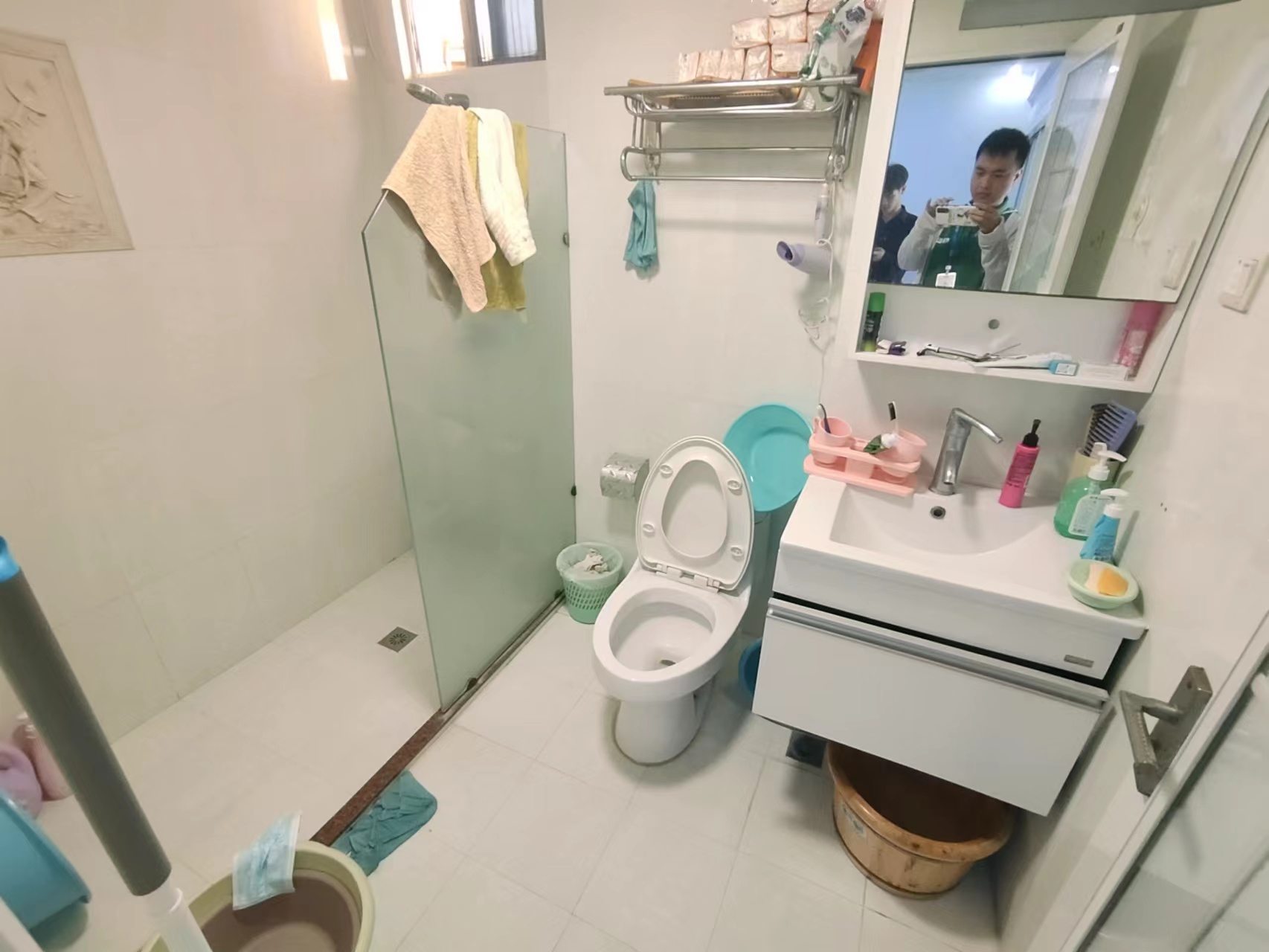 汇泰大厦 2室2厅1卫 2300.0元/月 汇泰大厦 2室2厅1卫 2300.0元/月室内图