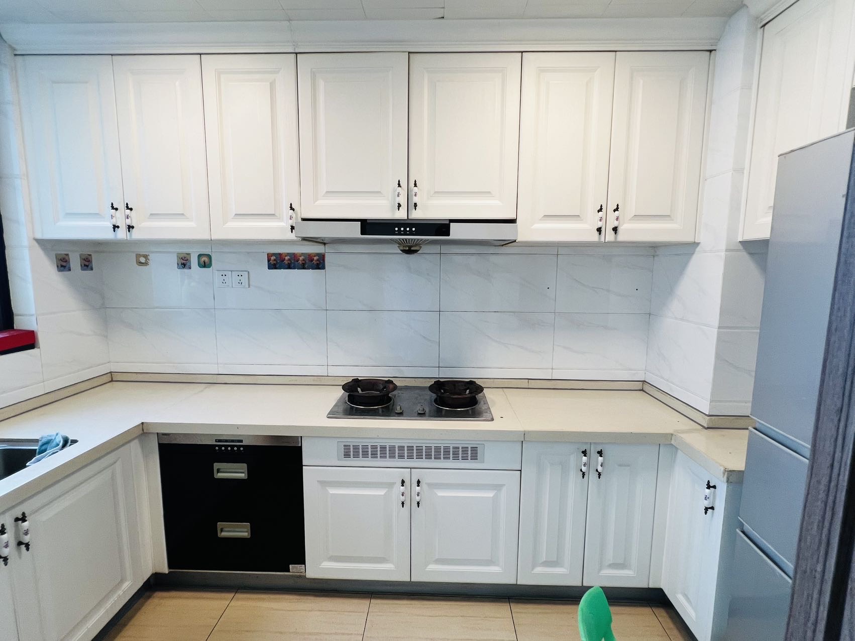 碧桂园 4室2厅2卫 92.8万 碧桂园 4室2厅2卫 92.8万客厅