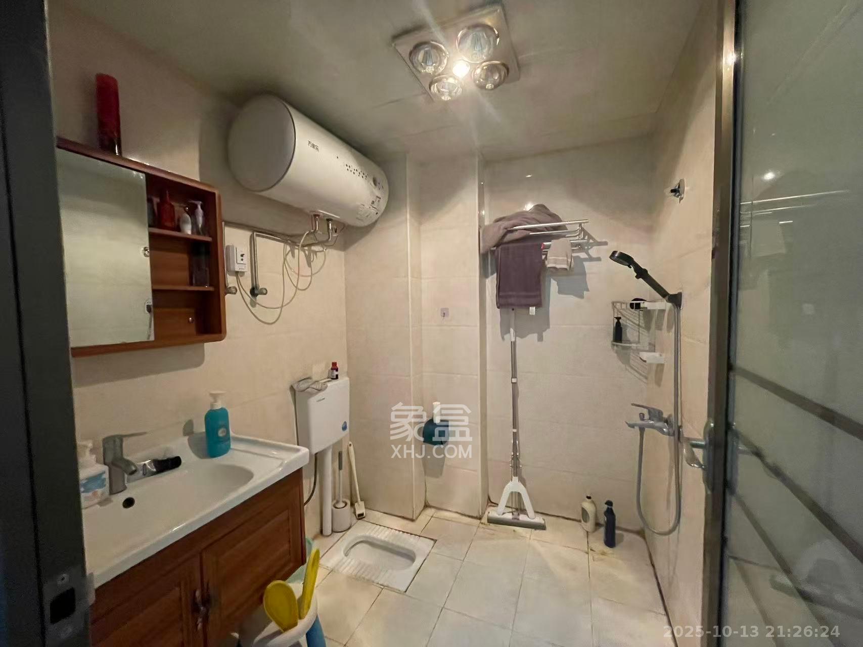 未来漫城 1室1厅1卫 1500.0元/月 未来漫城 1室1厅1卫 1500.0元/月室内图