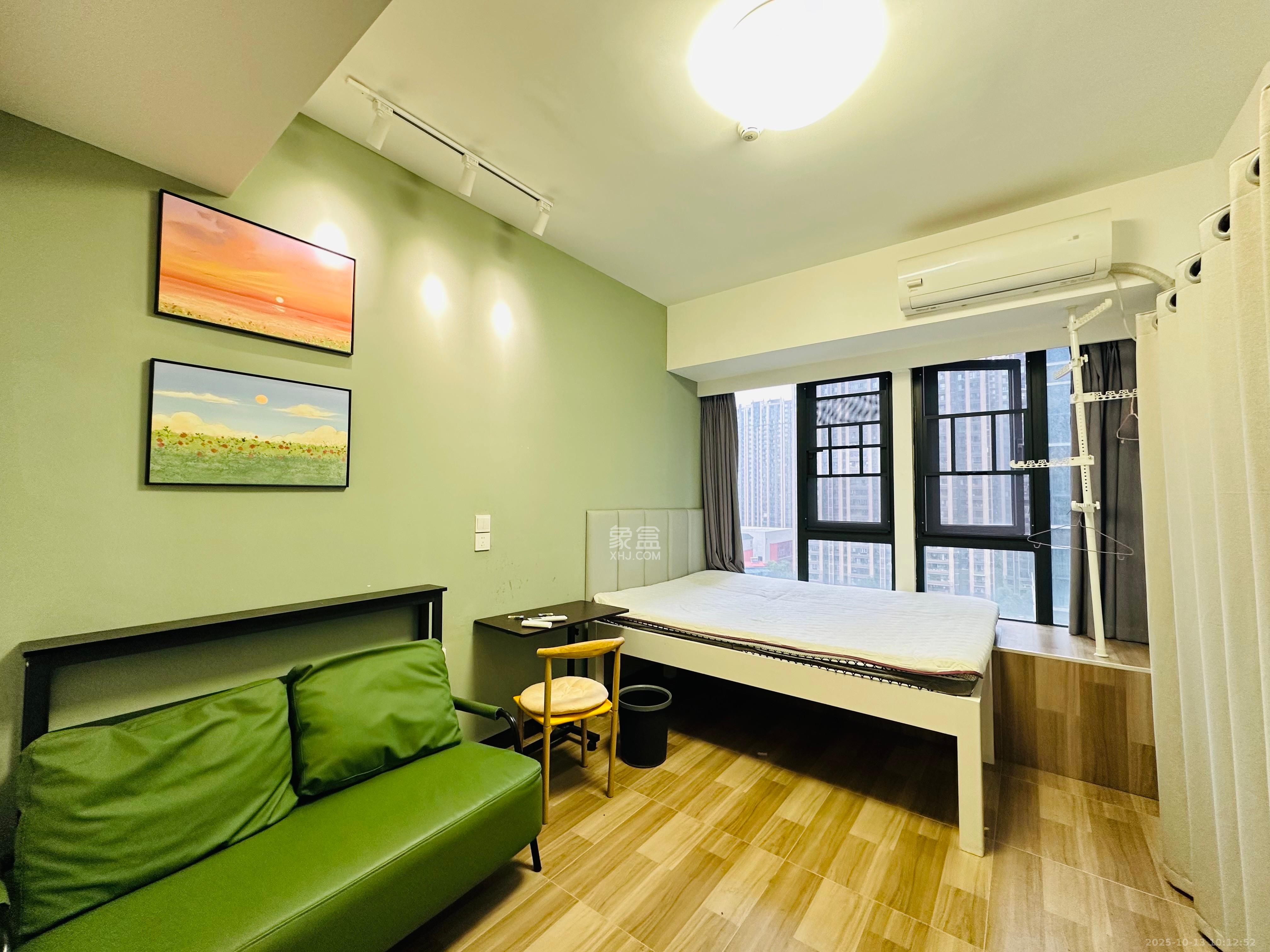 龙湖铂金岛  1室1厅1卫    1450.0元/月 龙湖铂金岛  1室1厅1卫    1450.0元/月室内图