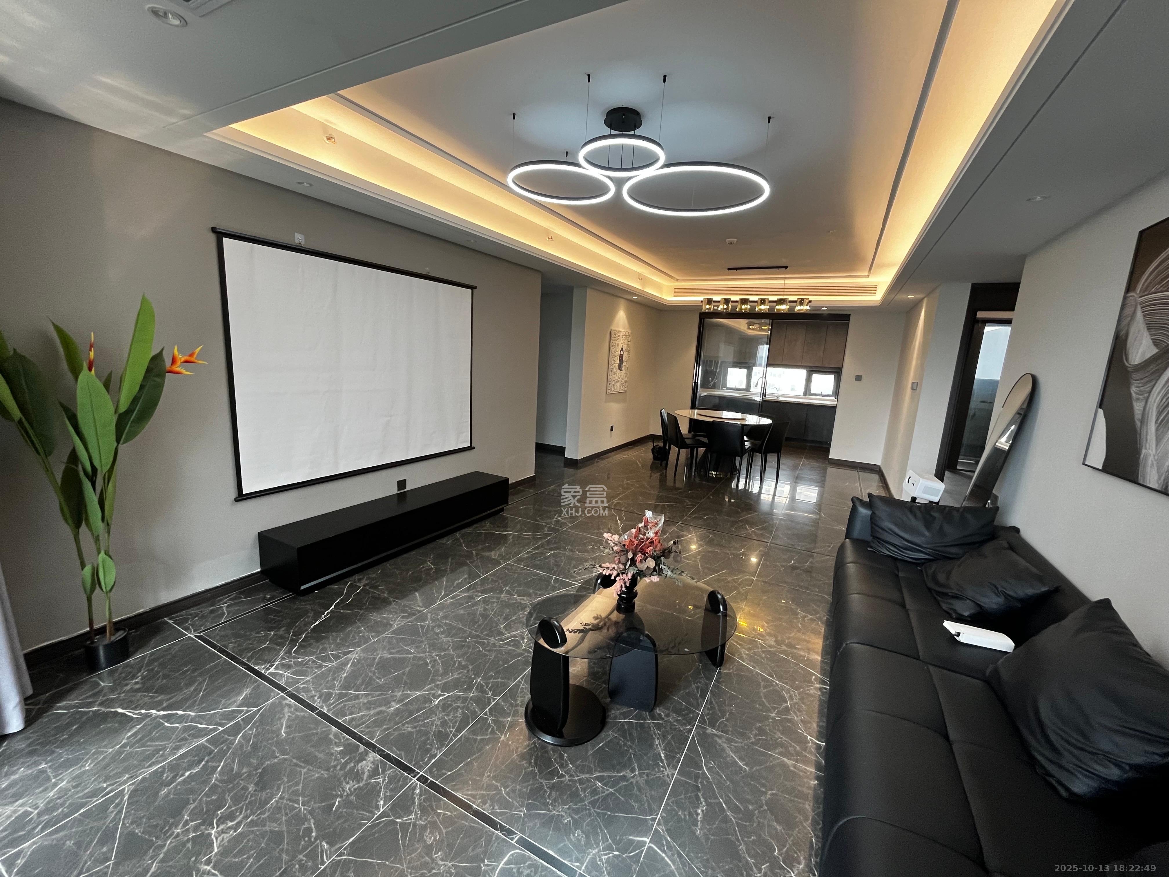 绿地麓云国际 1室0厅0卫 6000.0元/月 绿地麓云国际 1室0厅0卫 6000.0元/月室内图