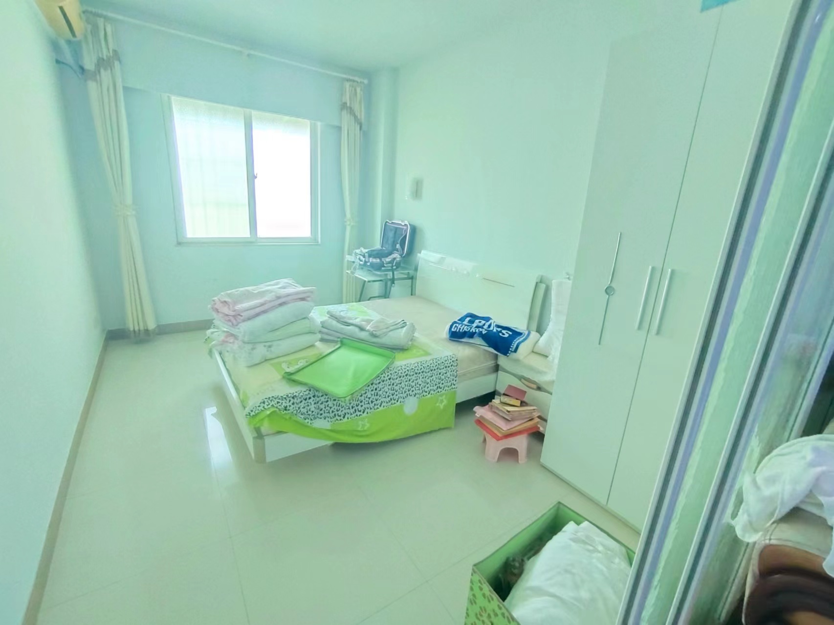 汇泰大厦 2室2厅1卫 2300.0元/月 汇泰大厦 2室2厅1卫 2300.0元/月室内图