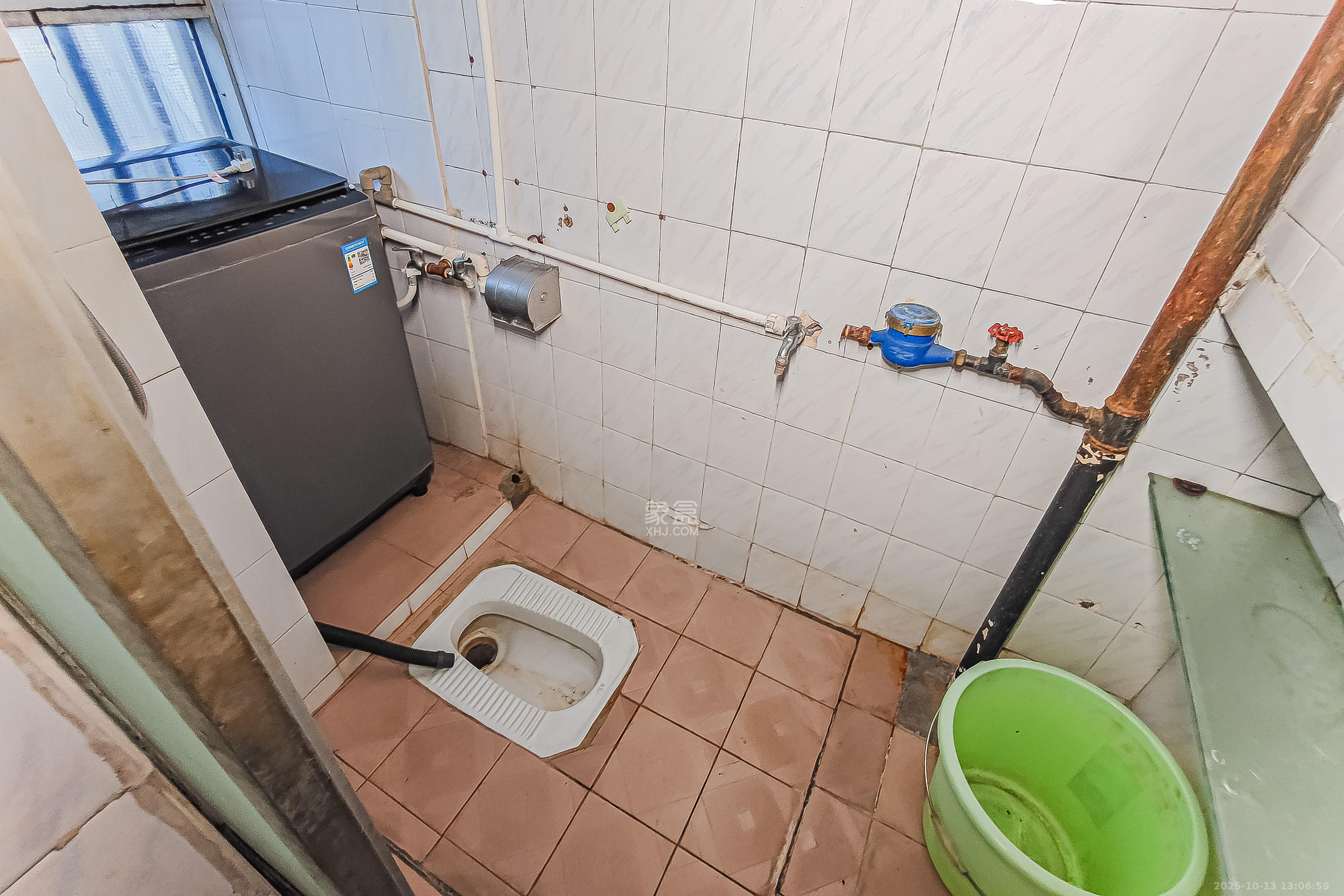 解放四村石子冲  1室0厅0卫    32.8万卫生间