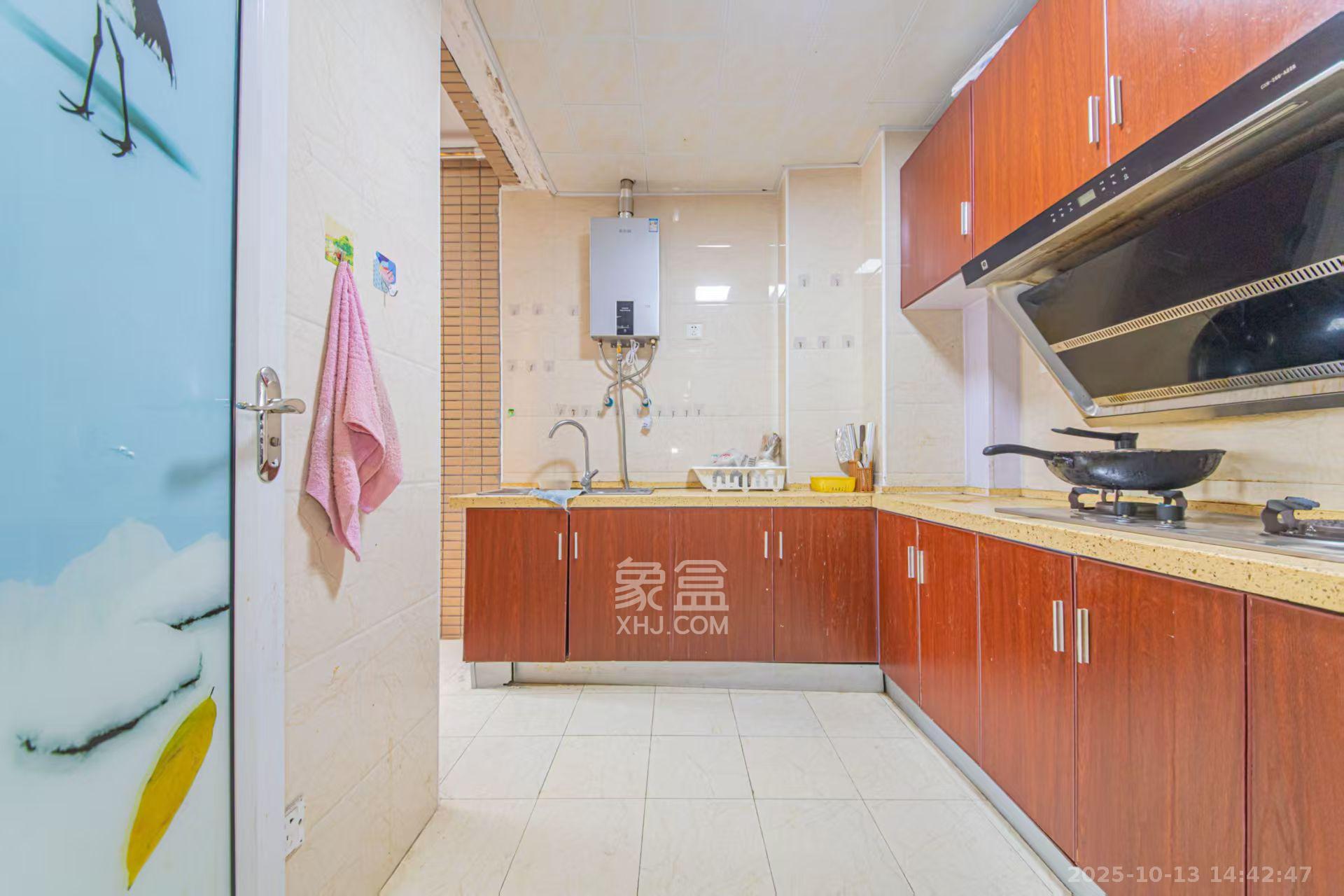 湘江雅颂居  2室2厅1卫    2200.0元/月 湘江雅颂居  2室2厅1卫    2200.0元/月室内图