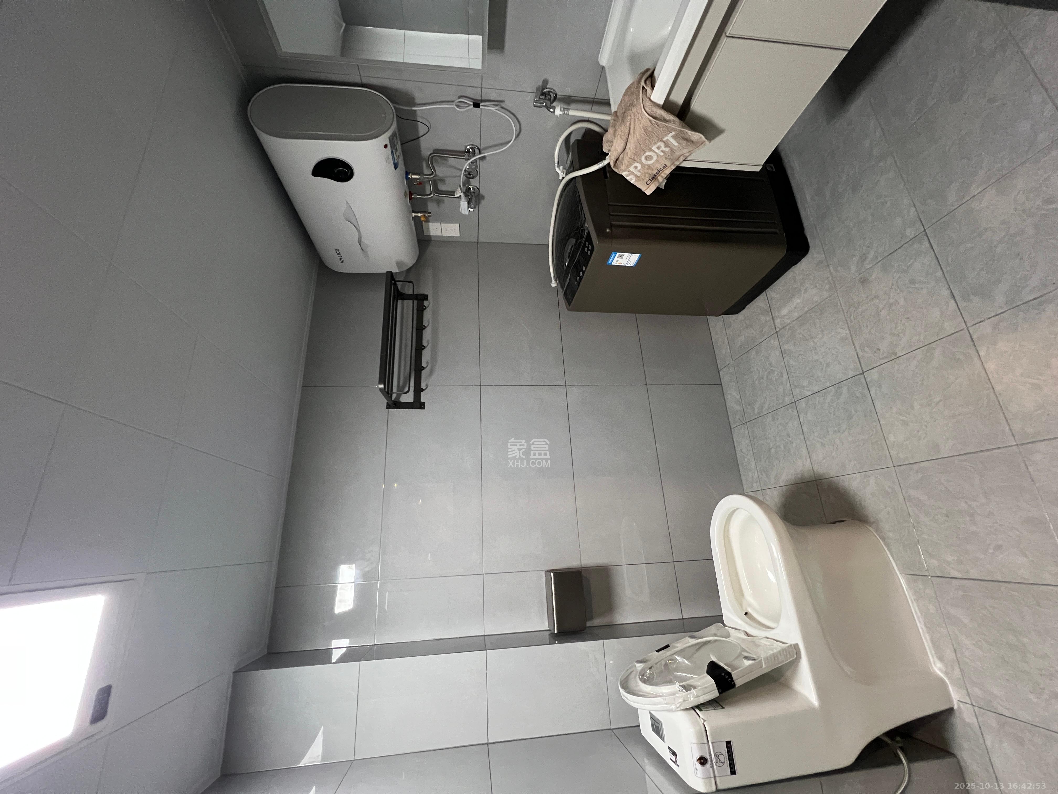 世茂璀璨天城公寓 1室1厅1卫 2000.0元/月 世茂璀璨天城公寓 1室1厅1卫 2000.0元/月室内图