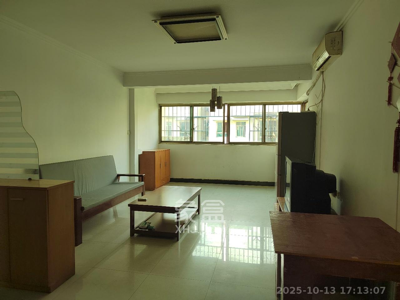 仁和家园  3室2厅2卫    1200.0元/月 仁和家园  3室2厅2卫    1200.0元/月室内图