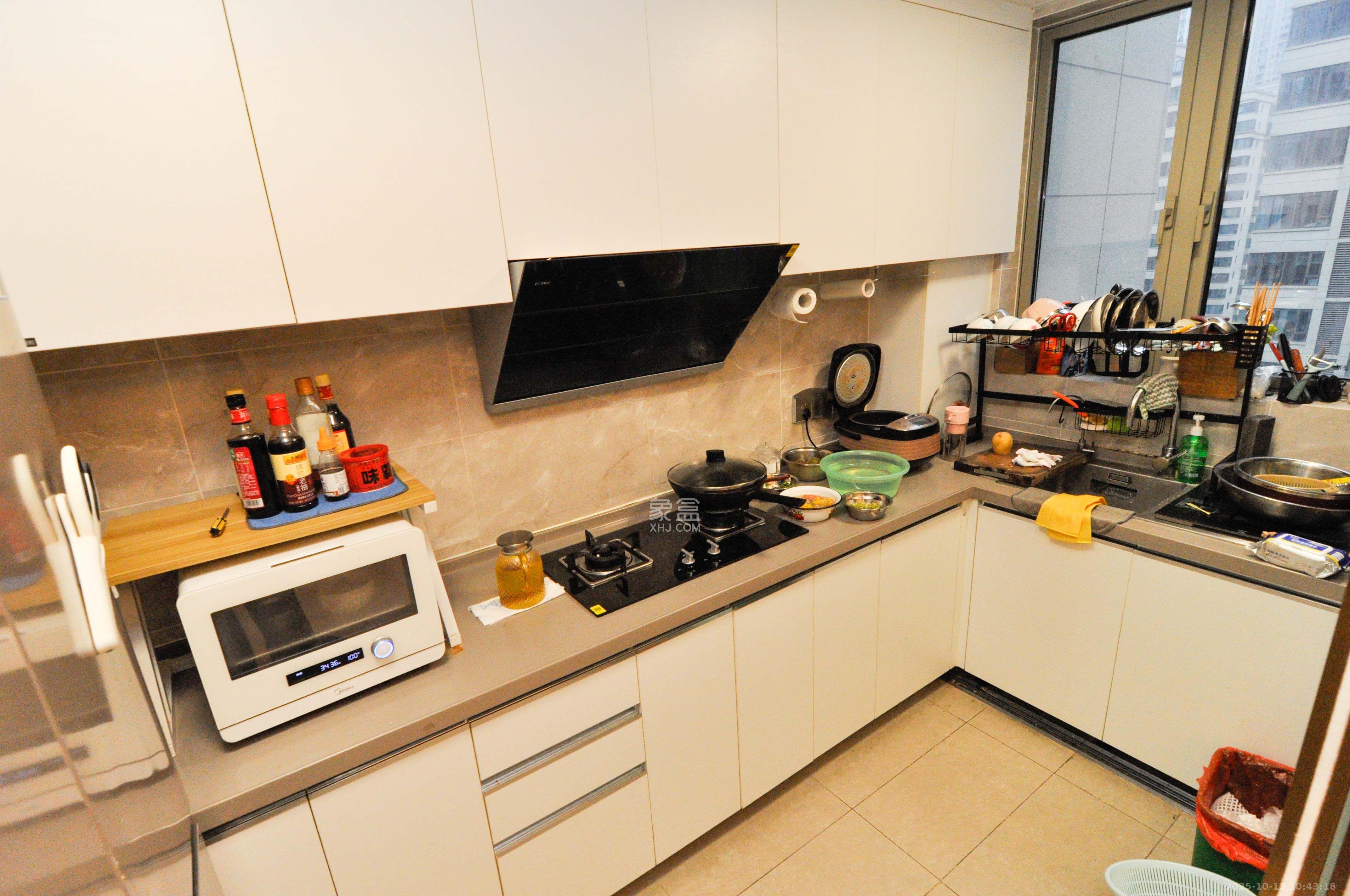 梅溪湖金茂湾 4室2厅2卫 3000.0元/月 梅溪湖金茂湾 4室2厅2卫 3000.0元/月室内图