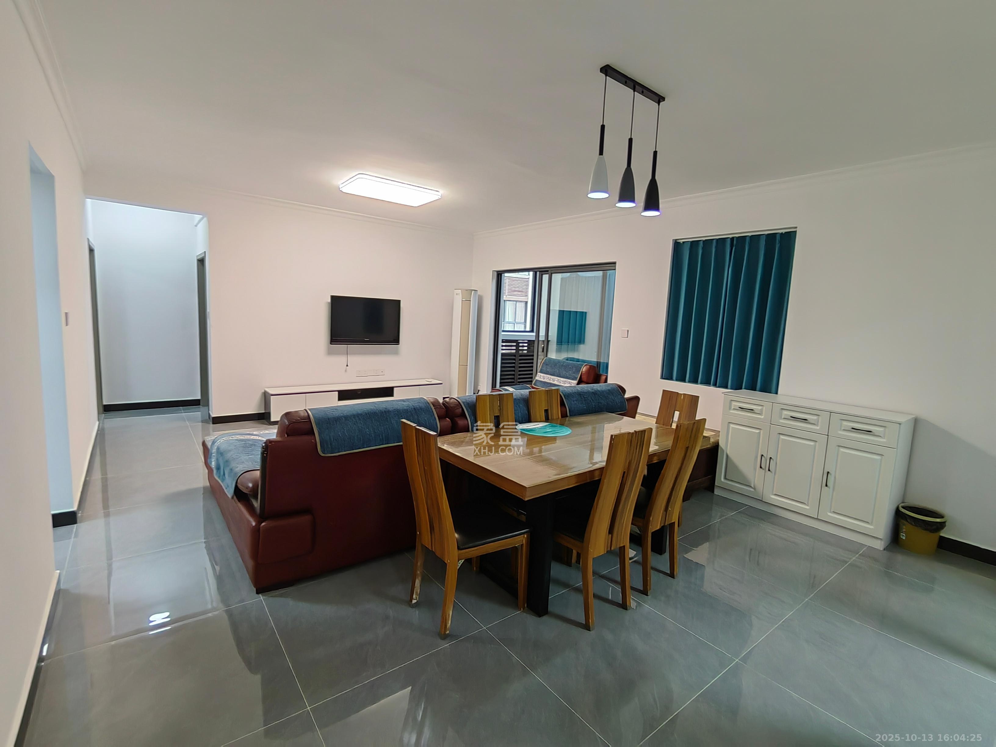 五矿紫湖香醍  4室2厅1卫    2700.0元/月