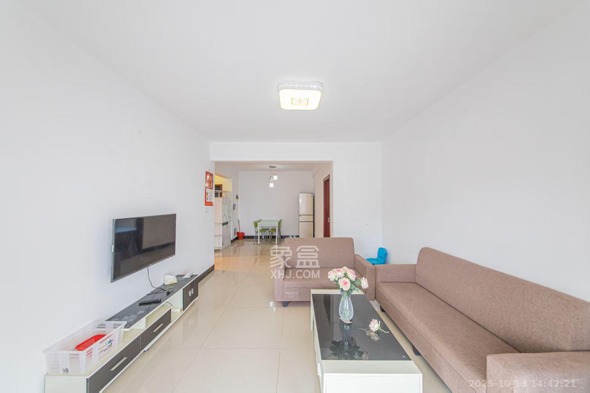 湘江雅颂居  2室2厅1卫    2200.0元/月 湘江雅颂居  2室2厅1卫    2200.0元/月室内图