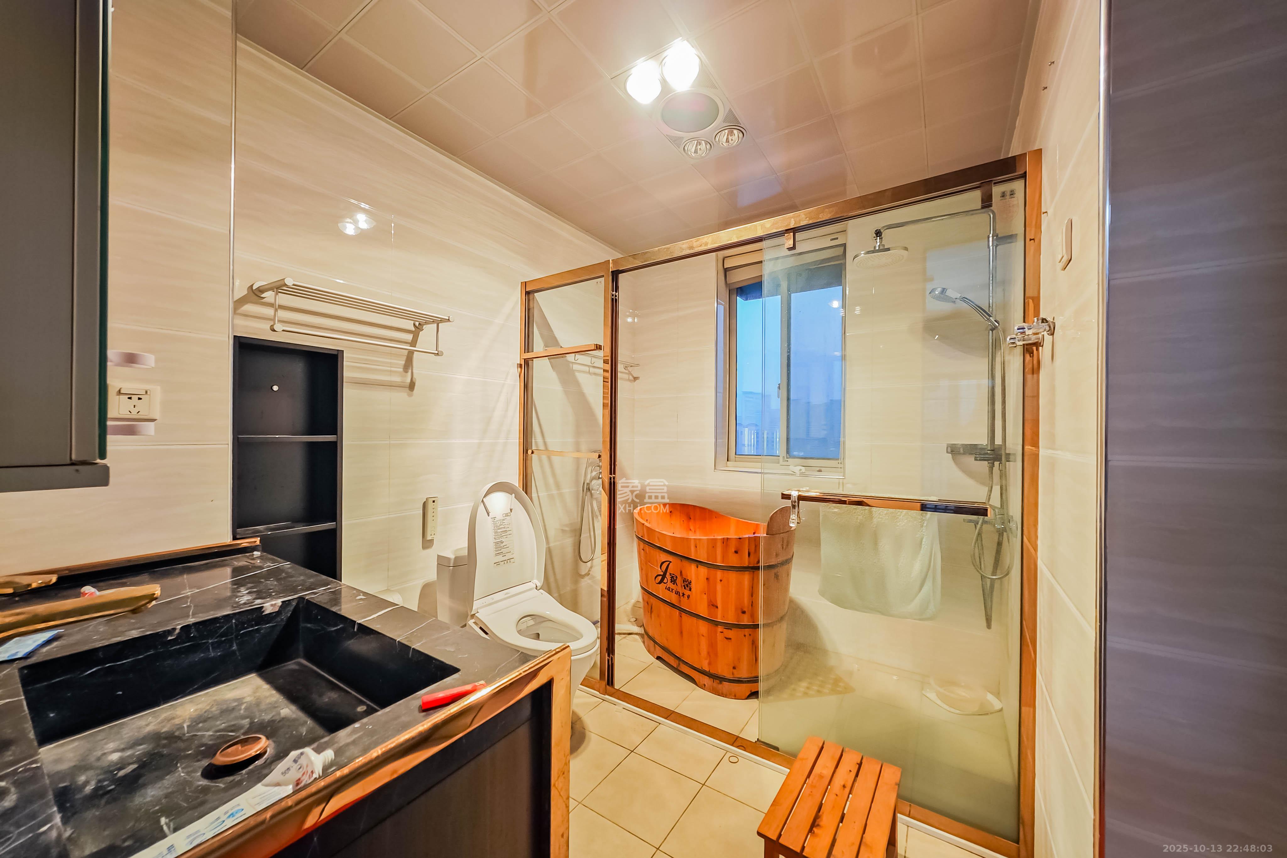 白沙湾嘉园  5室2厅2卫    120.0万 白沙湾嘉园  5室2厅2卫    120.0万卫生间