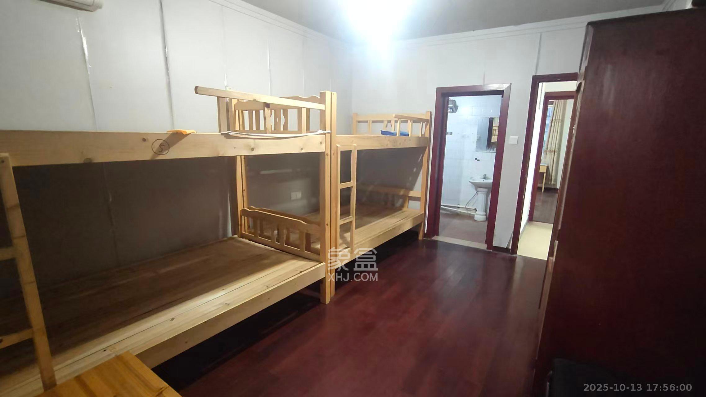 南建公寓  4室2厅1卫    2200.0元/月 南建公寓  4室2厅1卫    2200.0元/月室内图