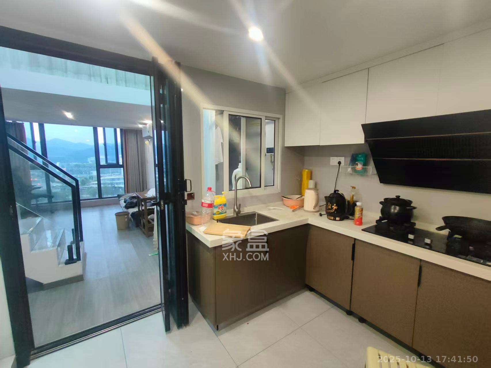 中国铁建湘语梅溪 2室1厅1卫 2000.0元/月 中国铁建湘语梅溪 2室1厅1卫 2000.0元/月室内图