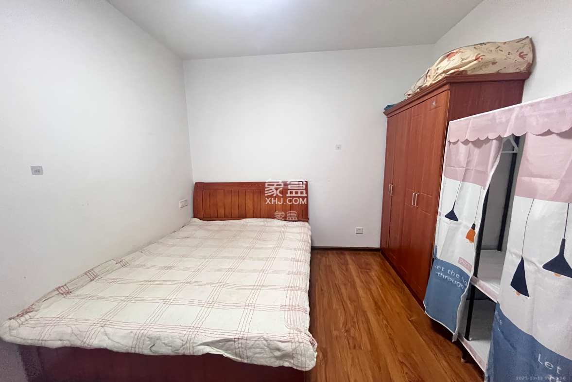 望兴景园二期(望兴西西里) 2室2厅1卫 2300.0元/月 望兴景园二期(望兴西西里) 2室2厅1卫 2300.0元/月室内图