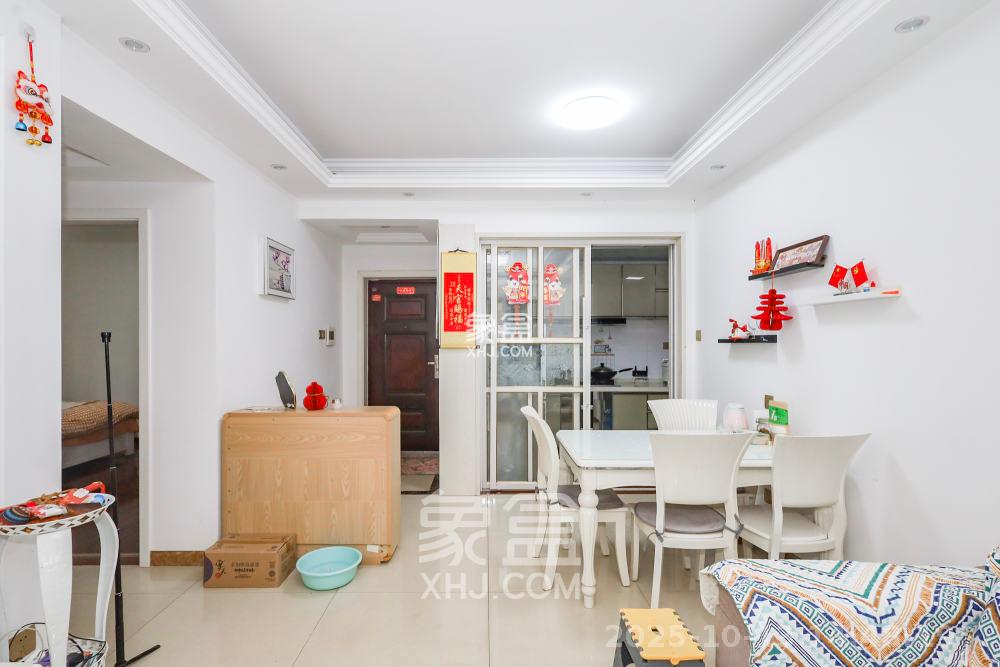 钰龙天下二期(钰龙佳园)  2室2厅1卫    2200.0元/月 钰龙天下二期(钰龙佳园)  2室2厅1卫    2200.0元/月室内图