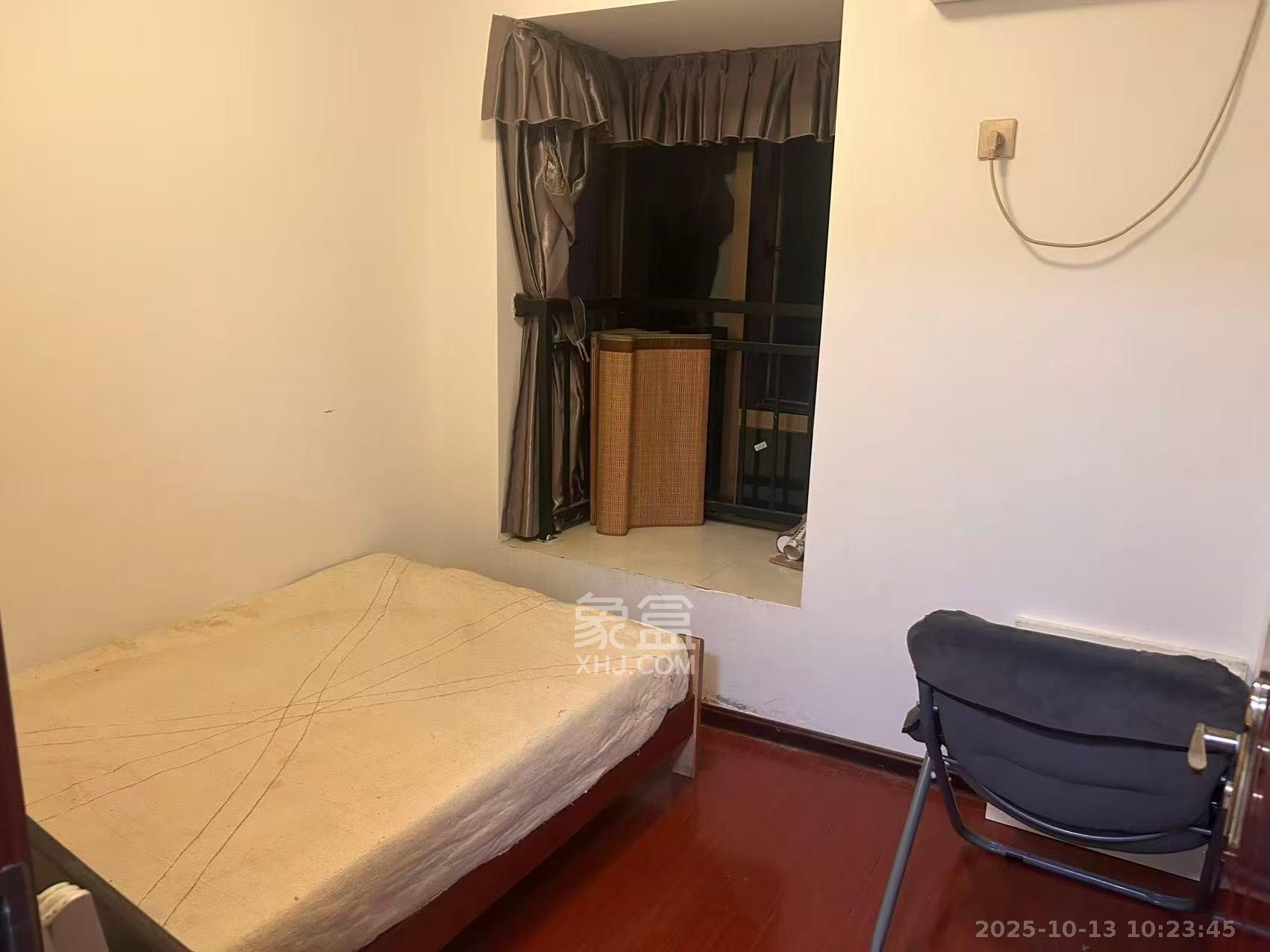 江山帝景哈佛  3室2厅1卫    1800.0元/月室内图