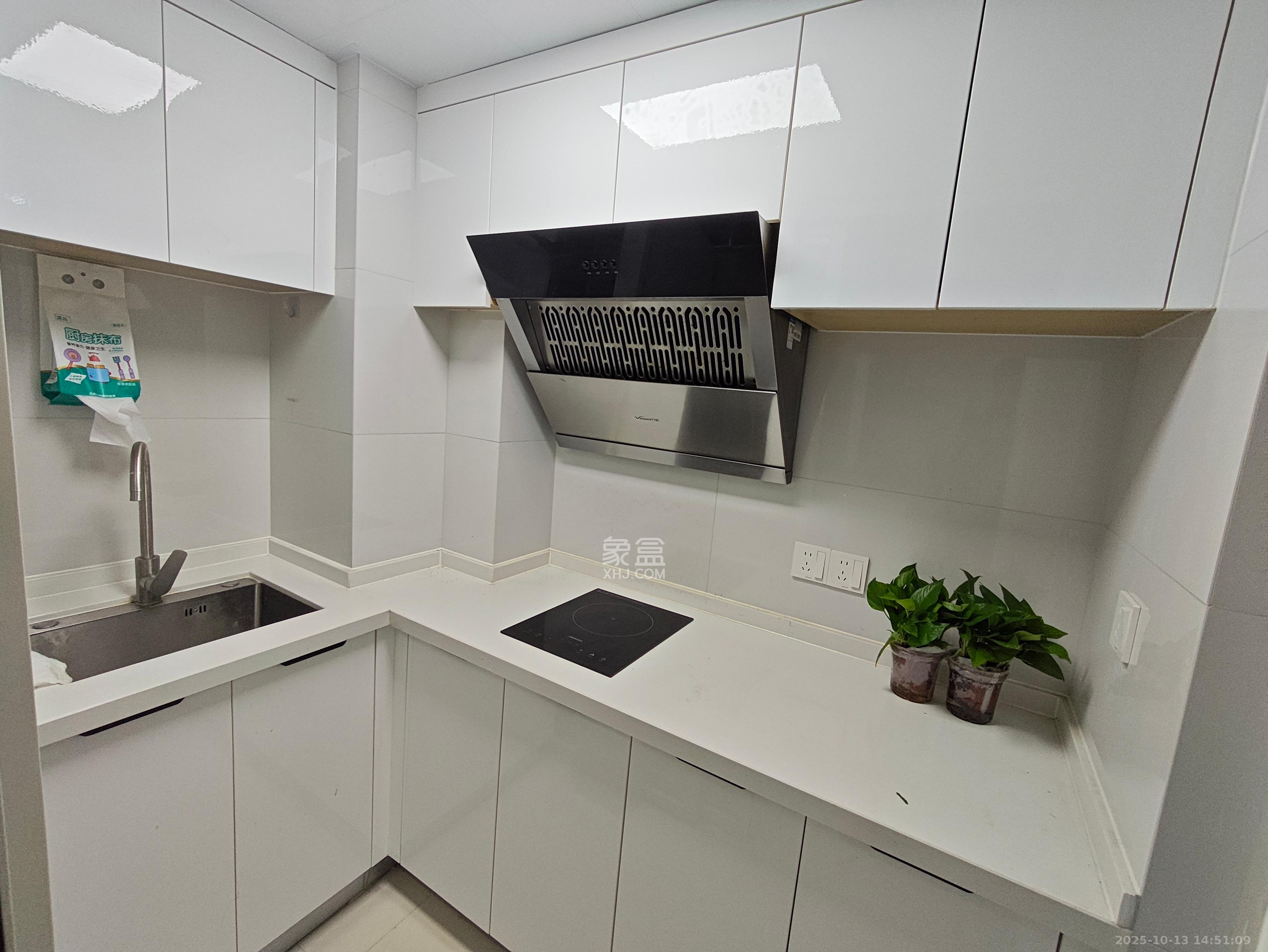 中海阅溪府  2室2厅2卫    2100.0元/月室内图