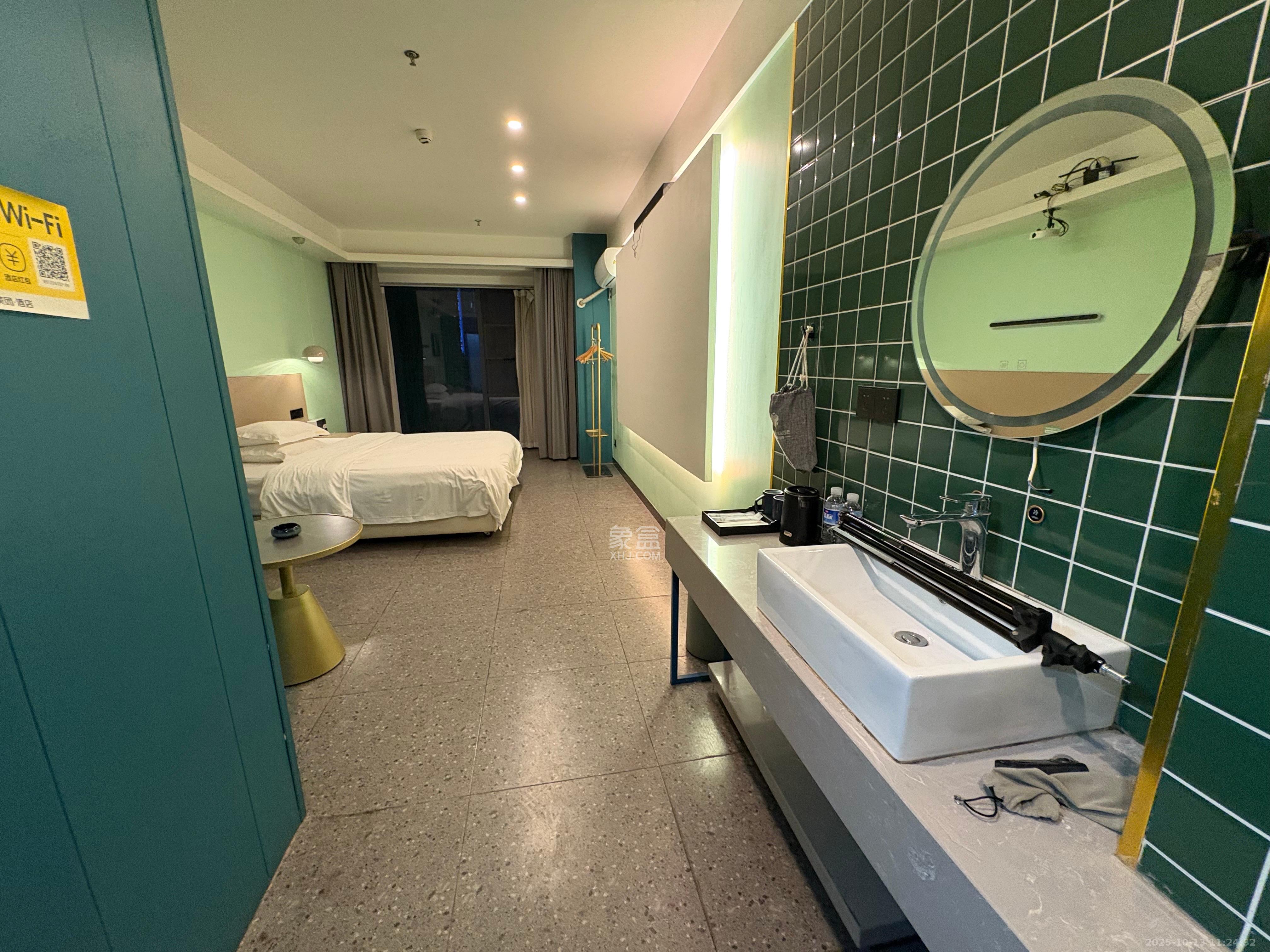 万润时光里  1室1厅1卫    1800.0元/月室内图