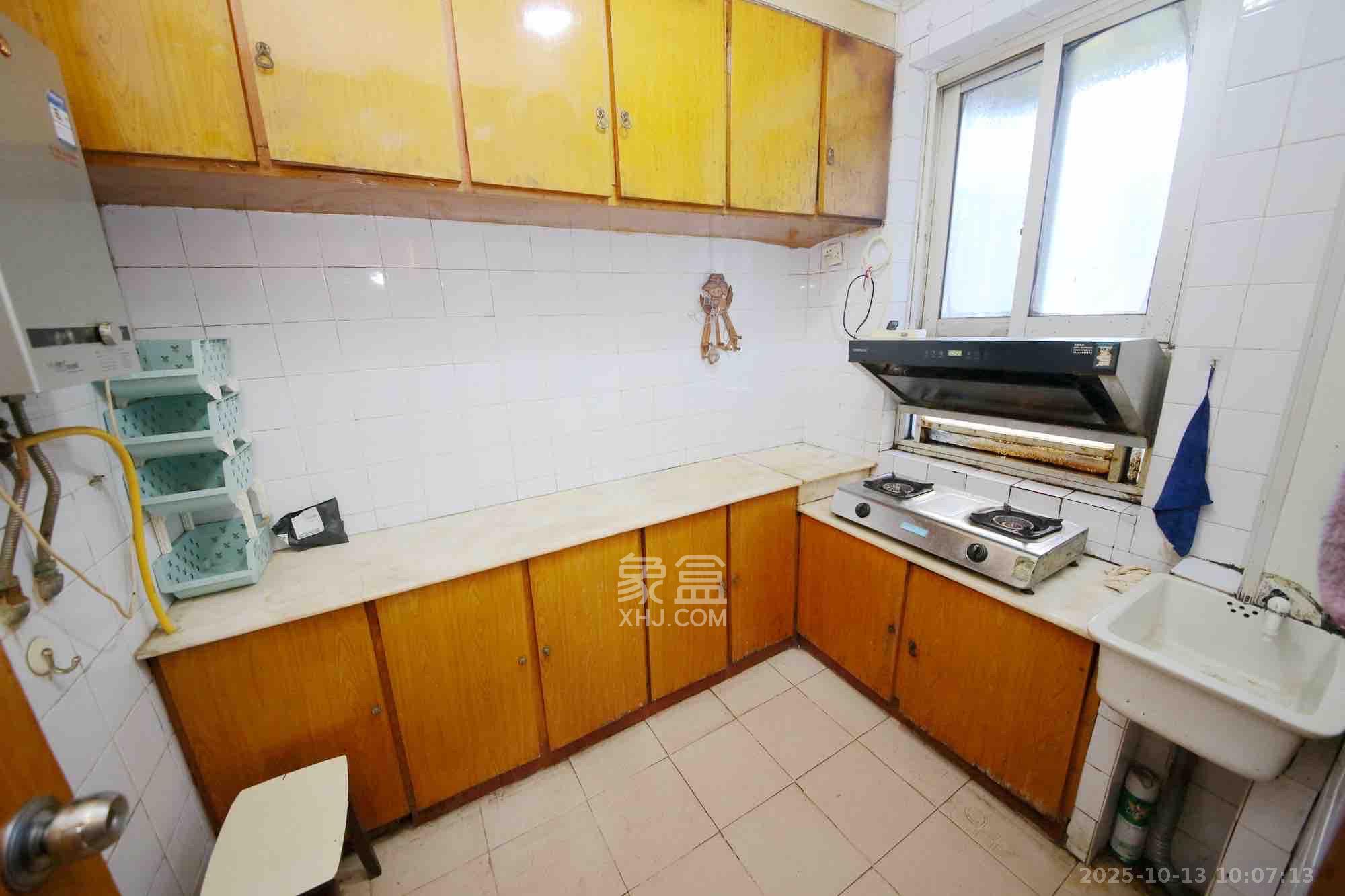 赐闲湖（机关事务管理单位房）  3室1厅1卫    2400.0元/月室内图